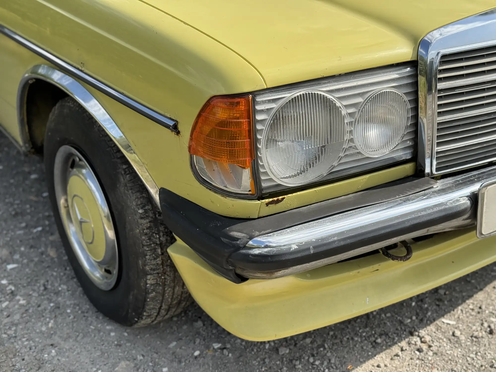 1978 Mercedes W123 230 Coup&eacute;-For Sale
