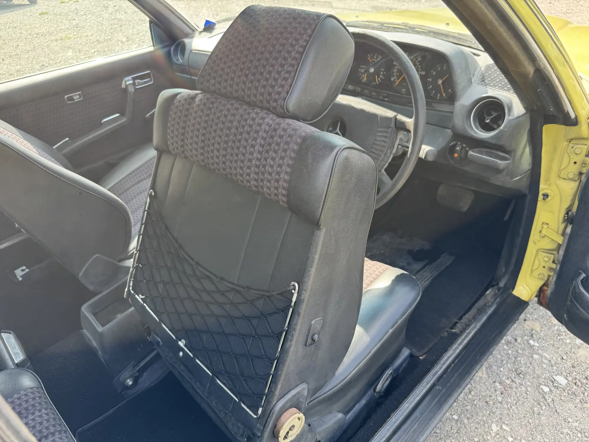 1978 Mercedes W123 230 Coup&eacute;-For Sale