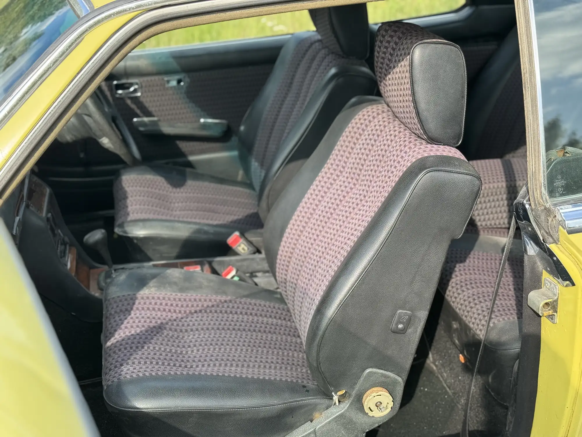 1978 Mercedes W123 230 Coup&eacute;-For Sale