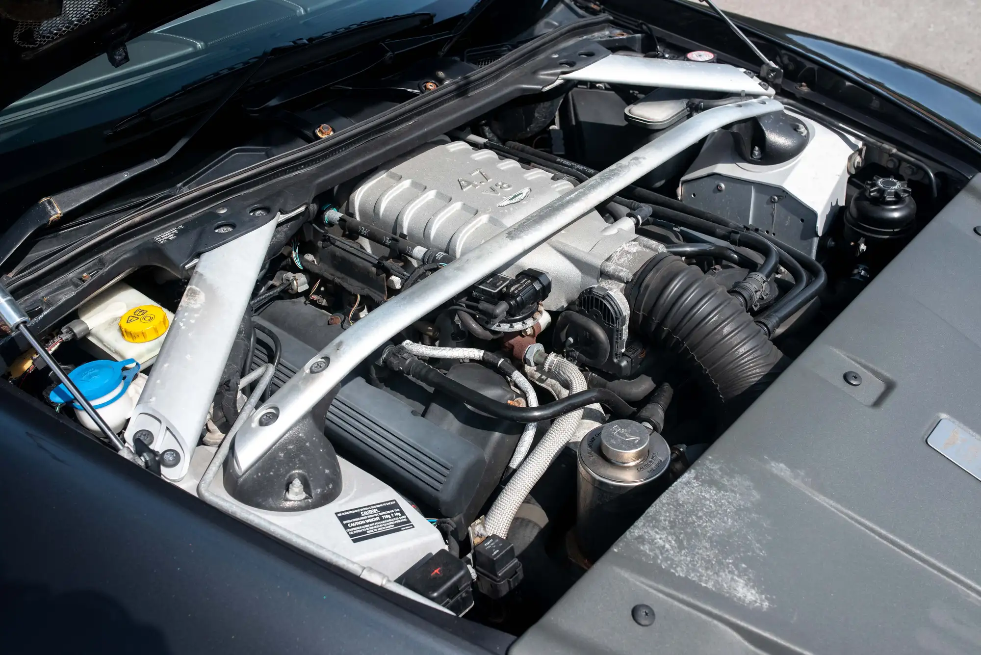 2010 Aston Martin V8 Vantage Roadster-For Sale