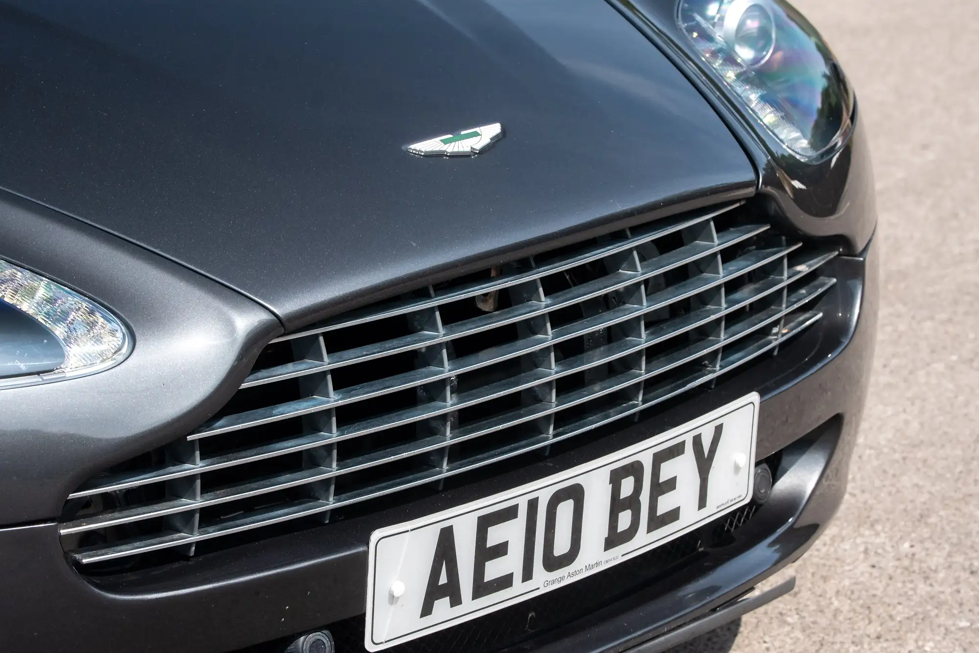 2010 Aston Martin V8 Vantage Roadster-For Sale