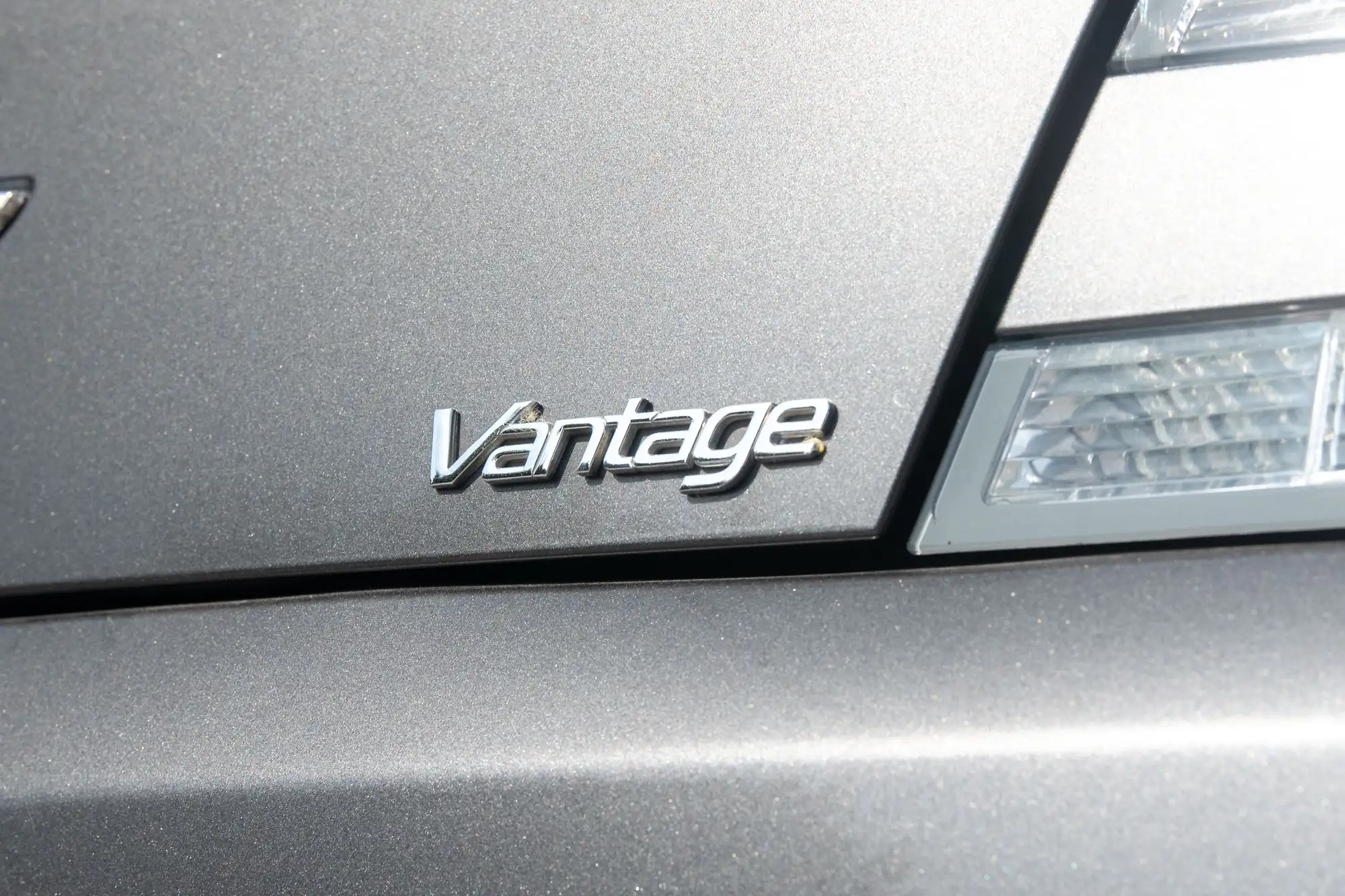 2010 Aston Martin V8 Vantage Roadster-For Sale