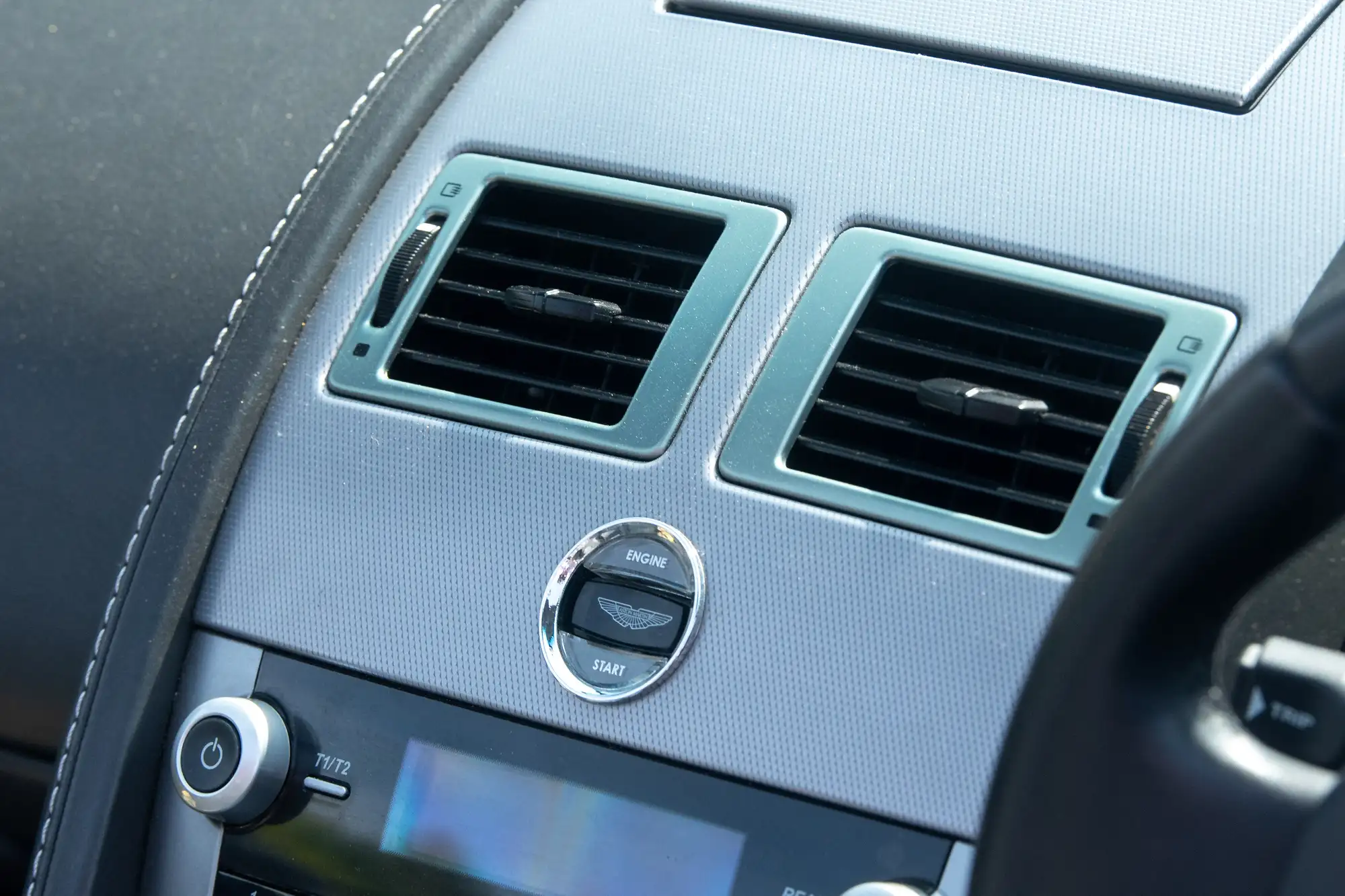 2010 Aston Martin V8 Vantage Roadster-For Sale