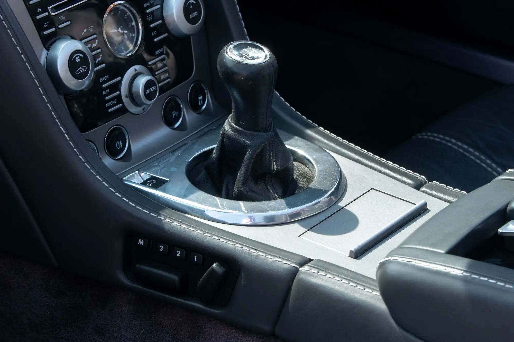 2010 Aston Martin V8 Vantage Roadster-For Sale