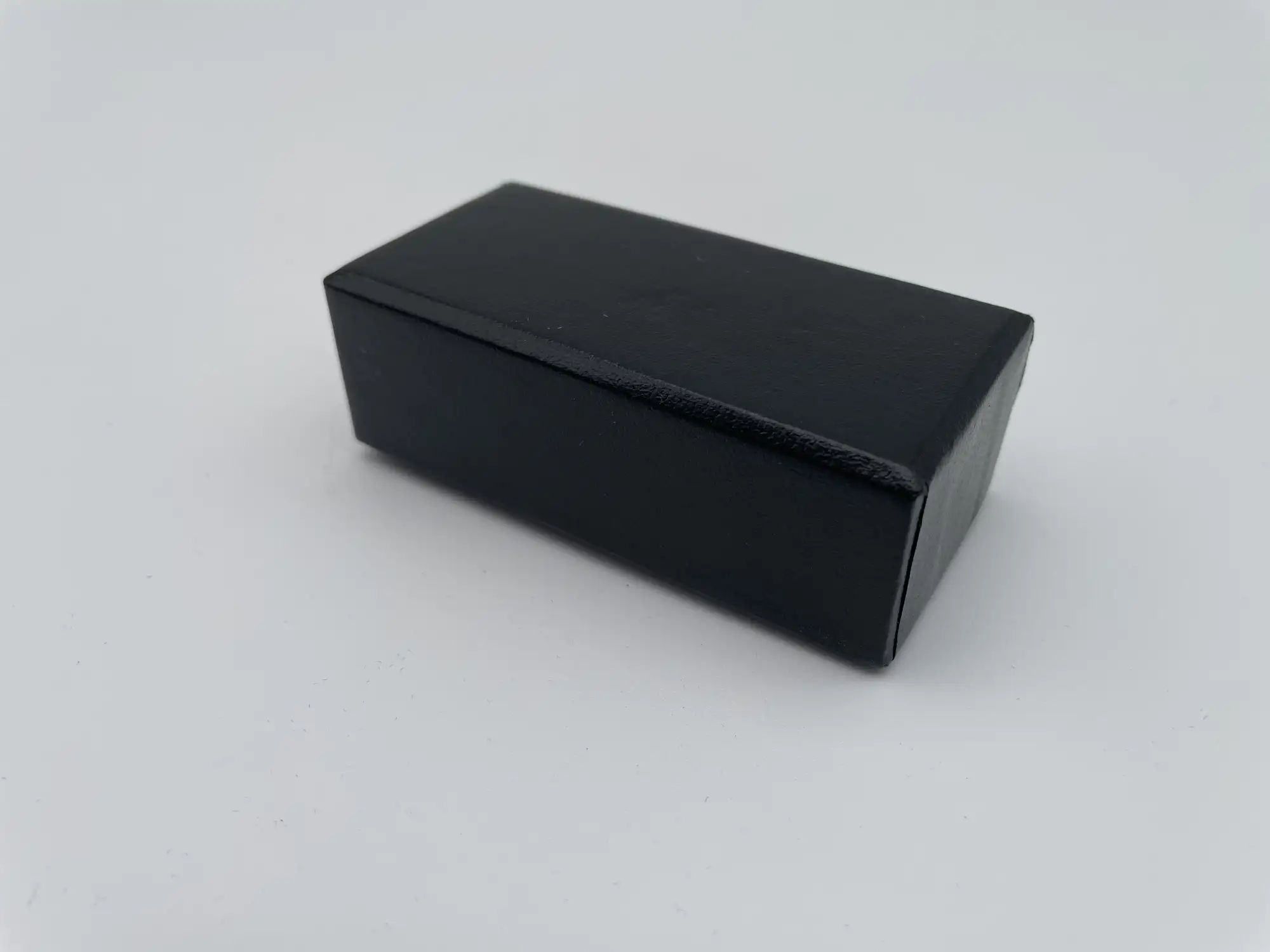 Unused, Plated and Enamelled Rolls-Royce and Bentley Cufflin-For Sale