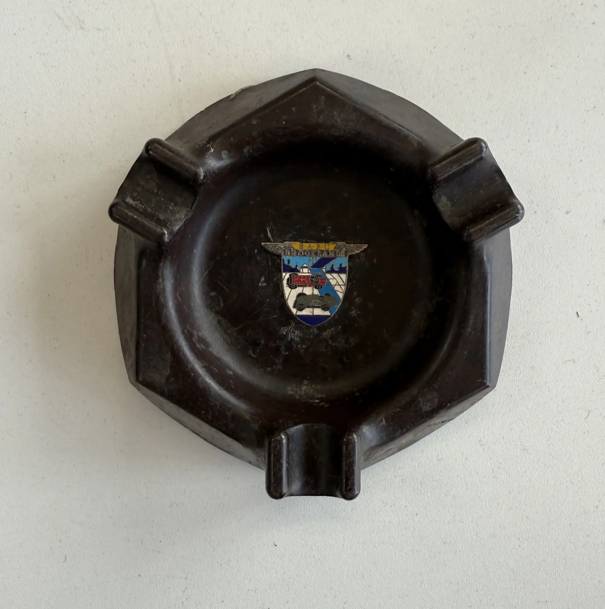 1930 Brown Bakelite Countertop Ashtray-For Sale