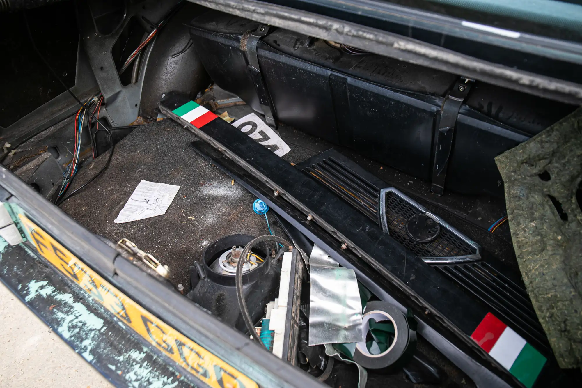 1989 Alfa Romeo 75 V6 3.0 Veloce - Ex-Top Gear car Driven by-Sold