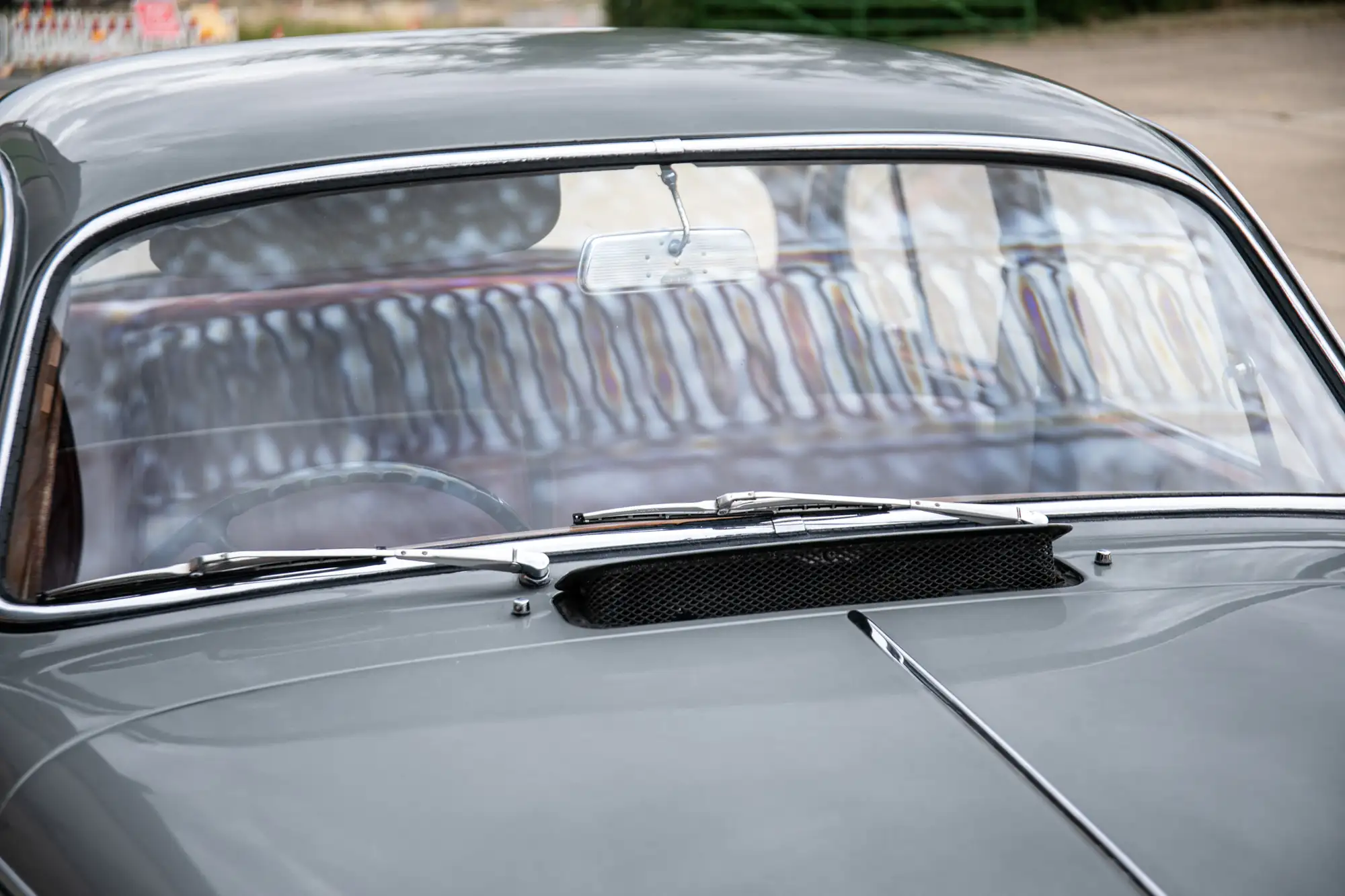1967 Daimler 250 V8-Sold