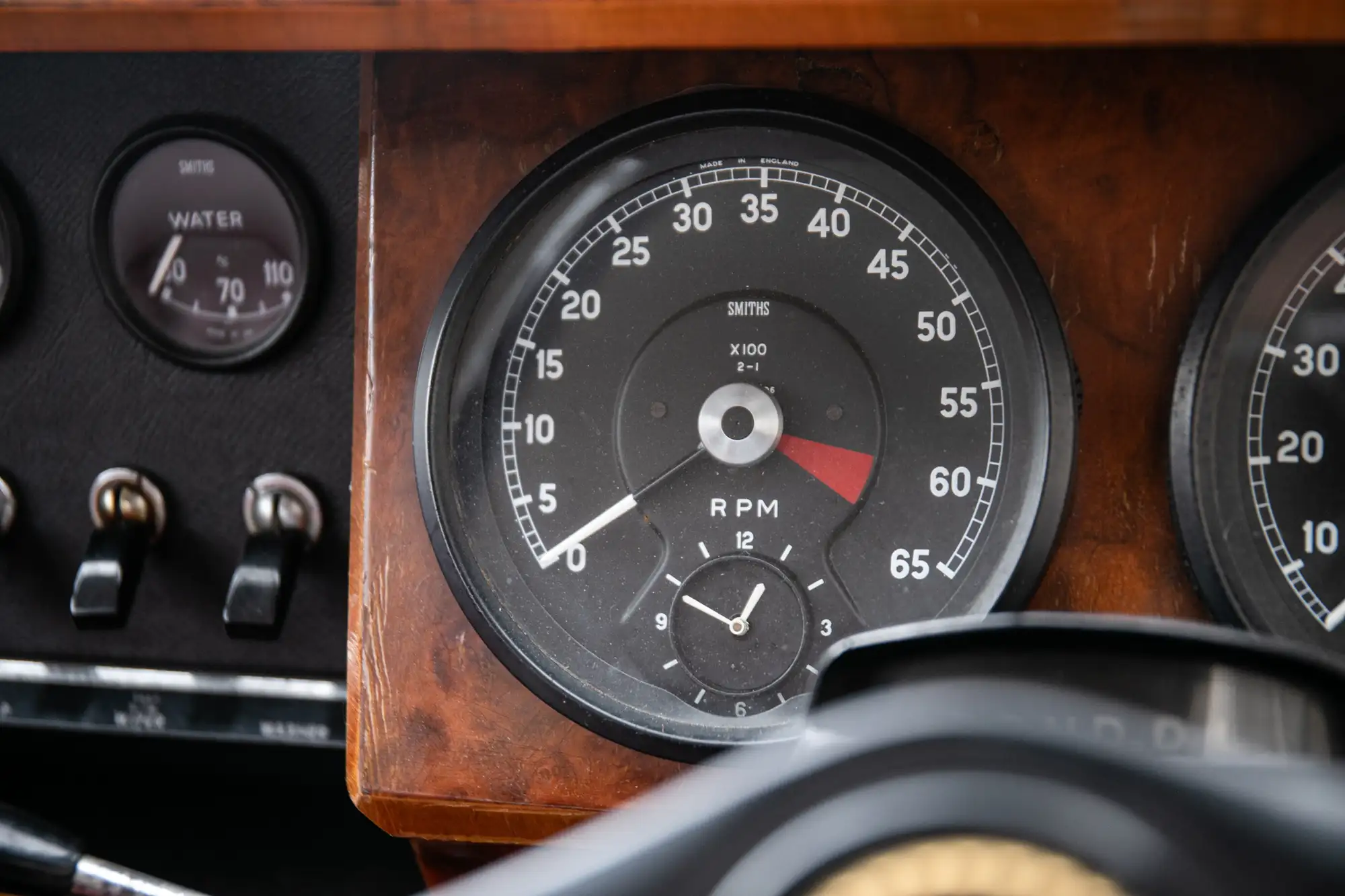 1967 Daimler 250 V8-Sold