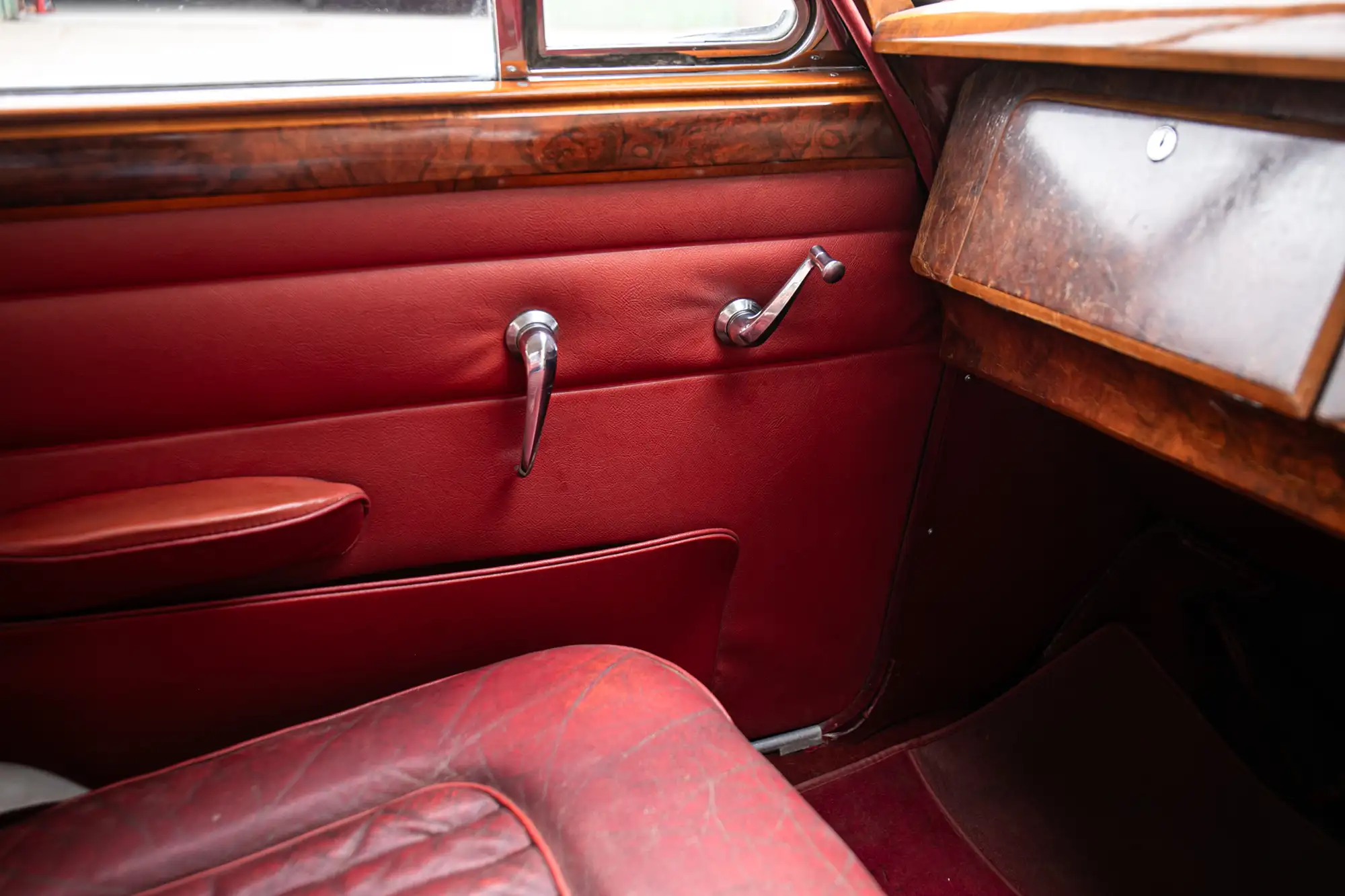 1967 Daimler 250 V8-Sold