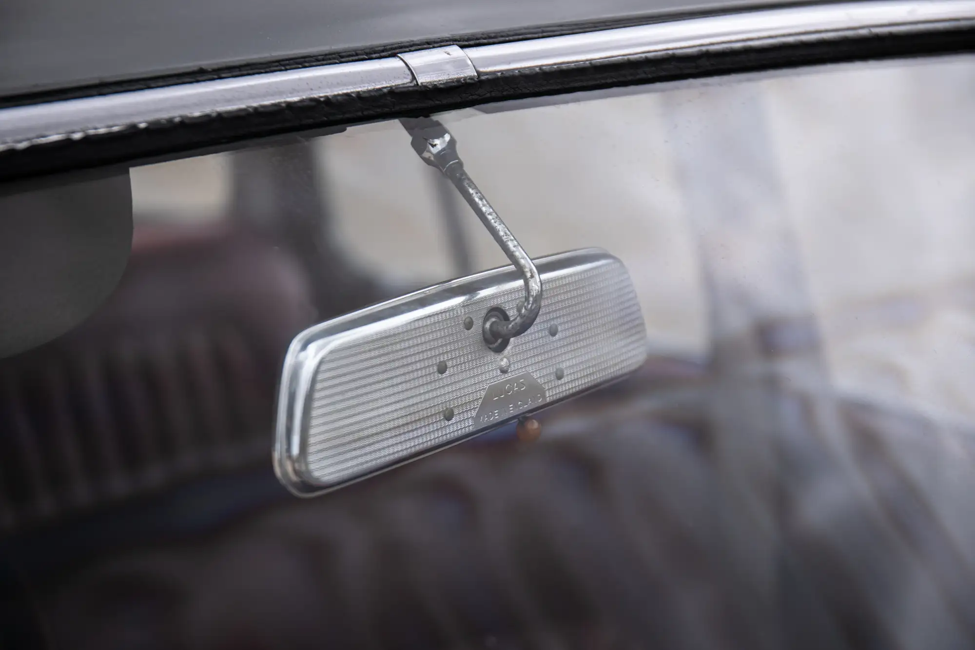 1967 Daimler 250 V8-Sold