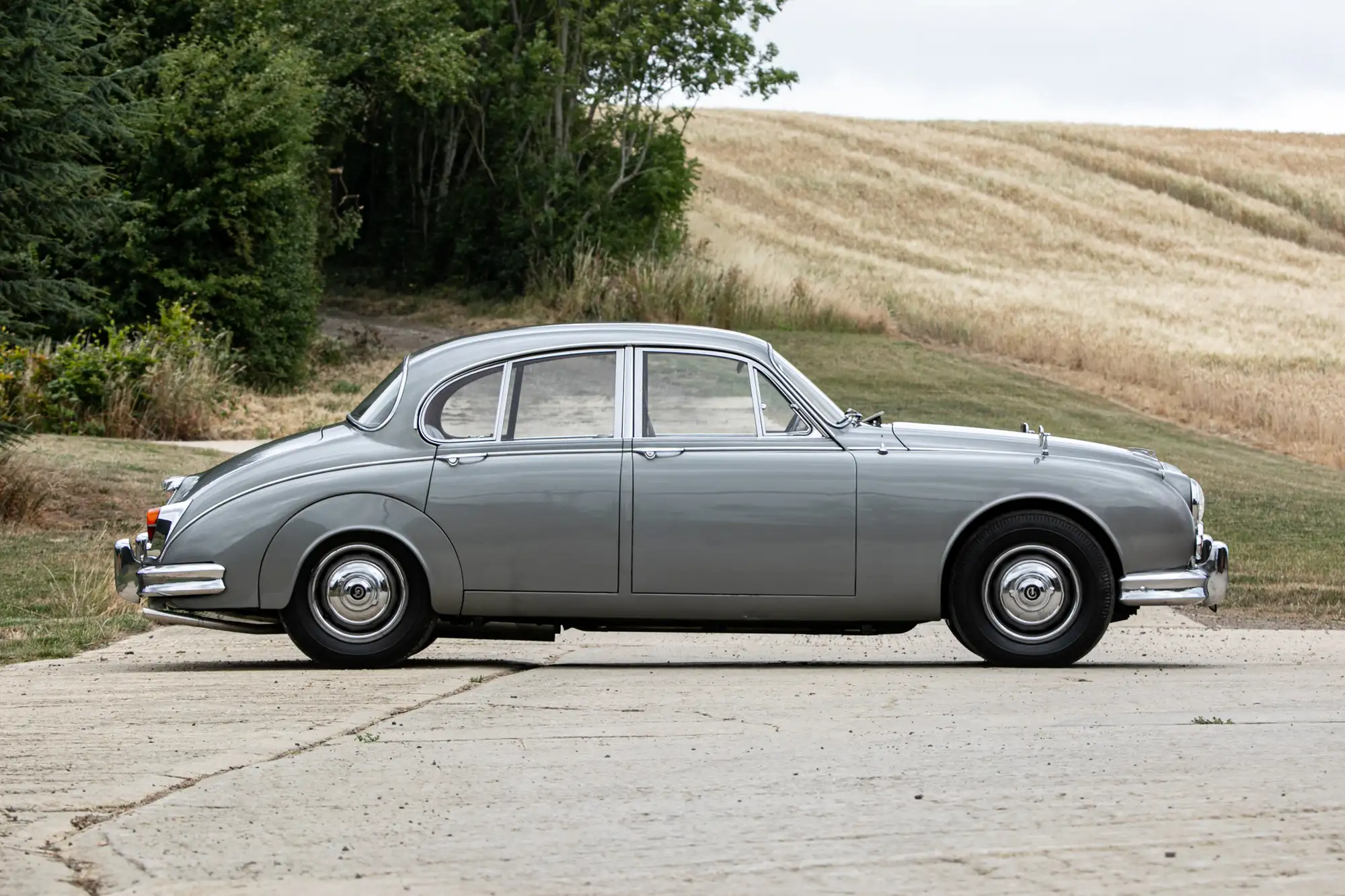 1967 Daimler 250 V8-Sold