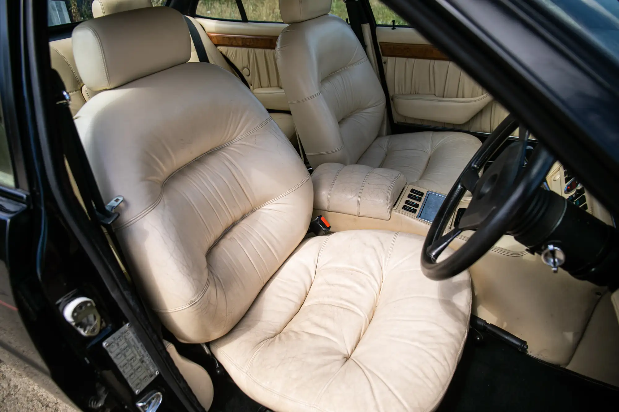 1983 De Tomaso Deauville S2-Sold