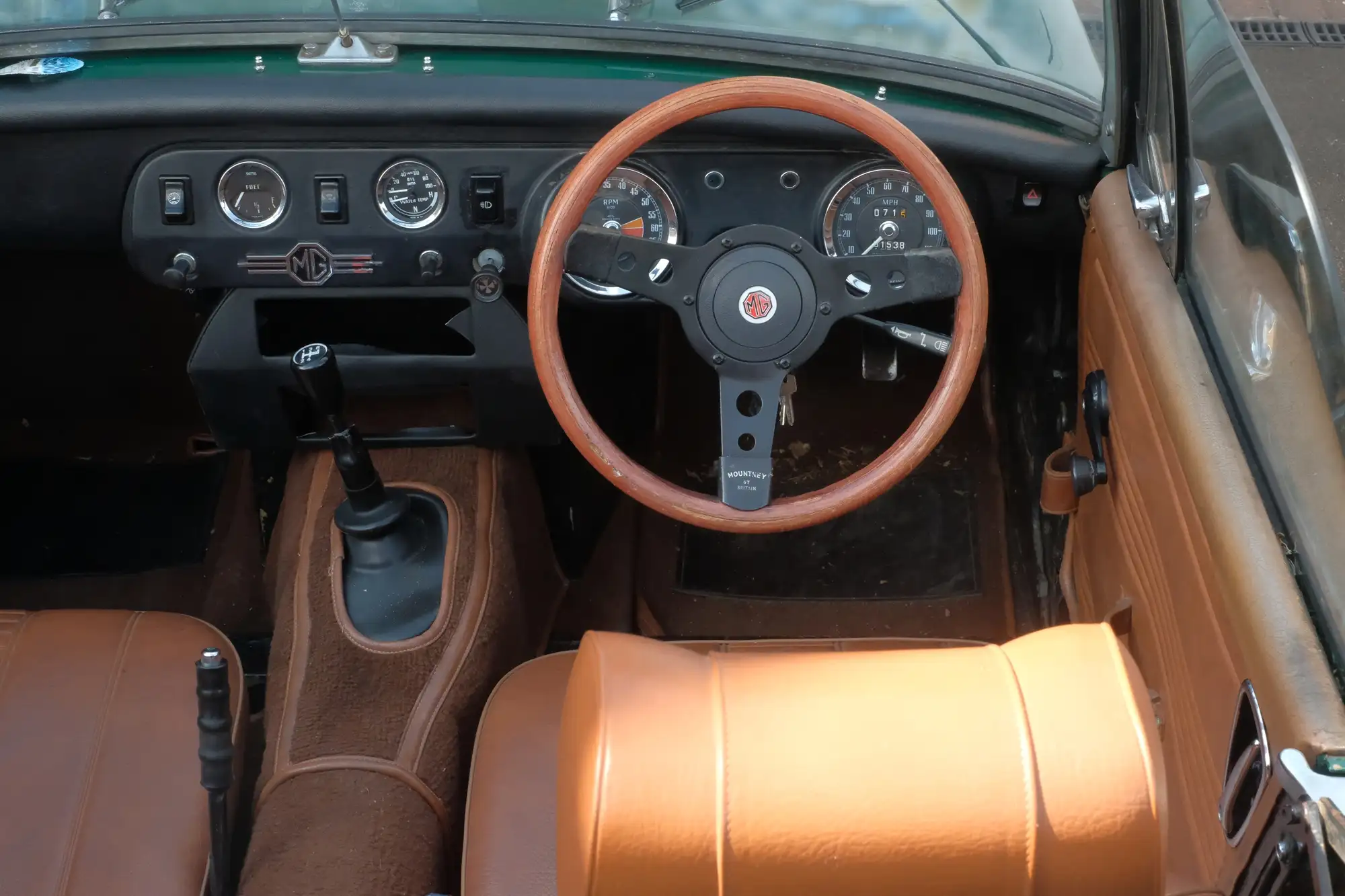 1976 MG Midget 1500-Sold