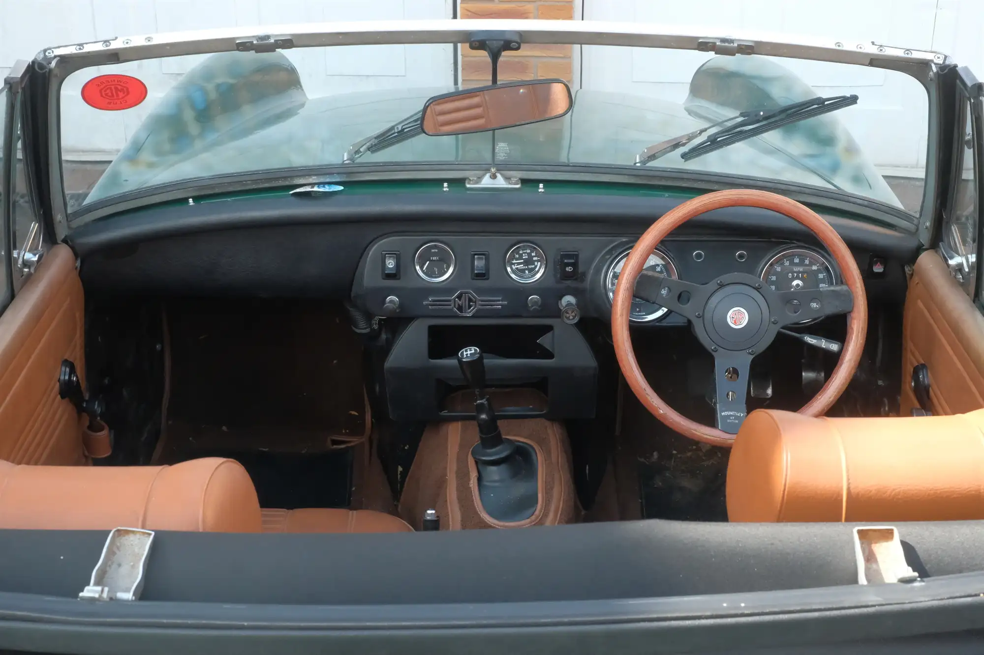 1976 MG Midget 1500-Sold