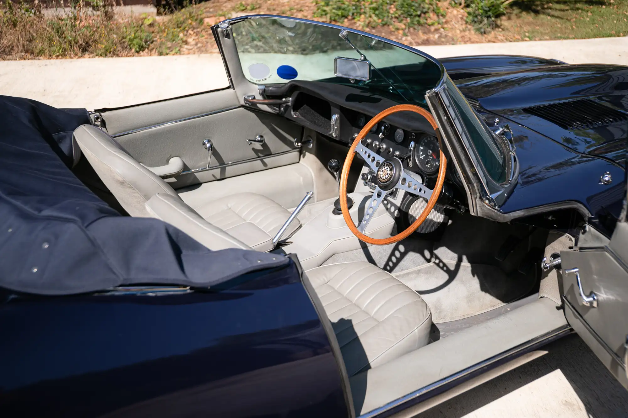 1966 Jaguar E-Type S1 4.2-litre Roadster-Sold
