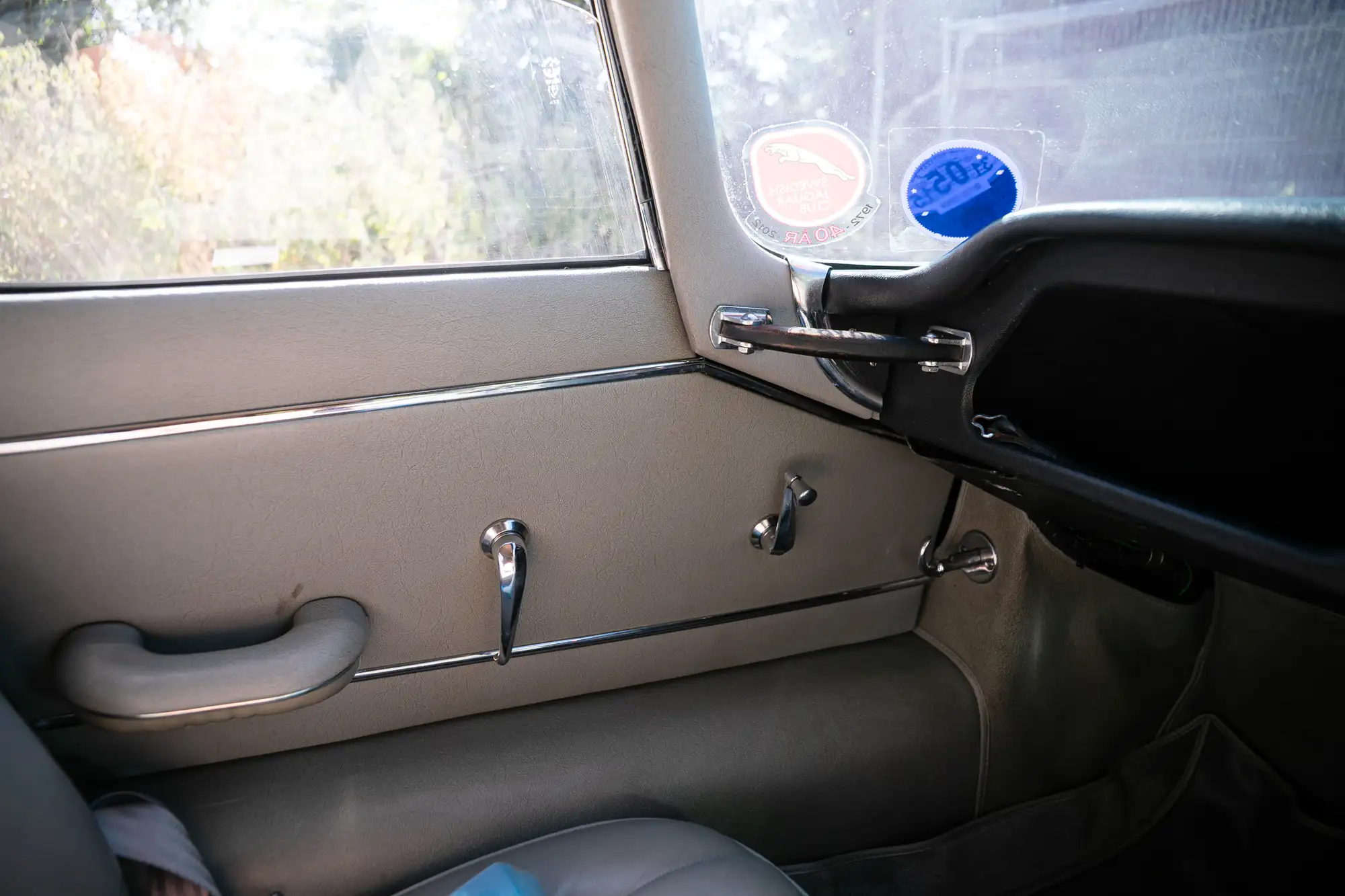 1966 Jaguar E-Type S1 4.2-litre Roadster-Sold