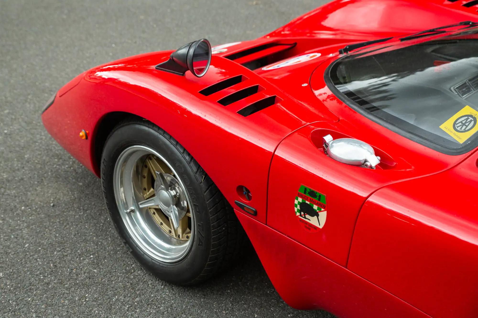 1998 UVA McLAren MR6 GTR-Sold