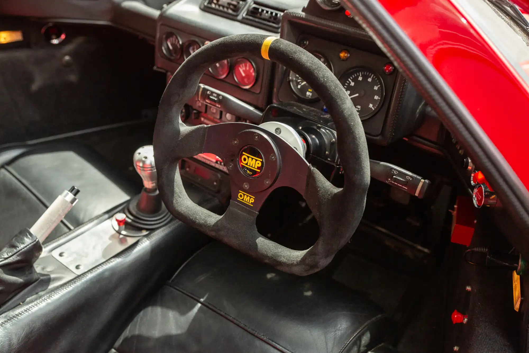 1998 UVA McLAren MR6 GTR-Sold