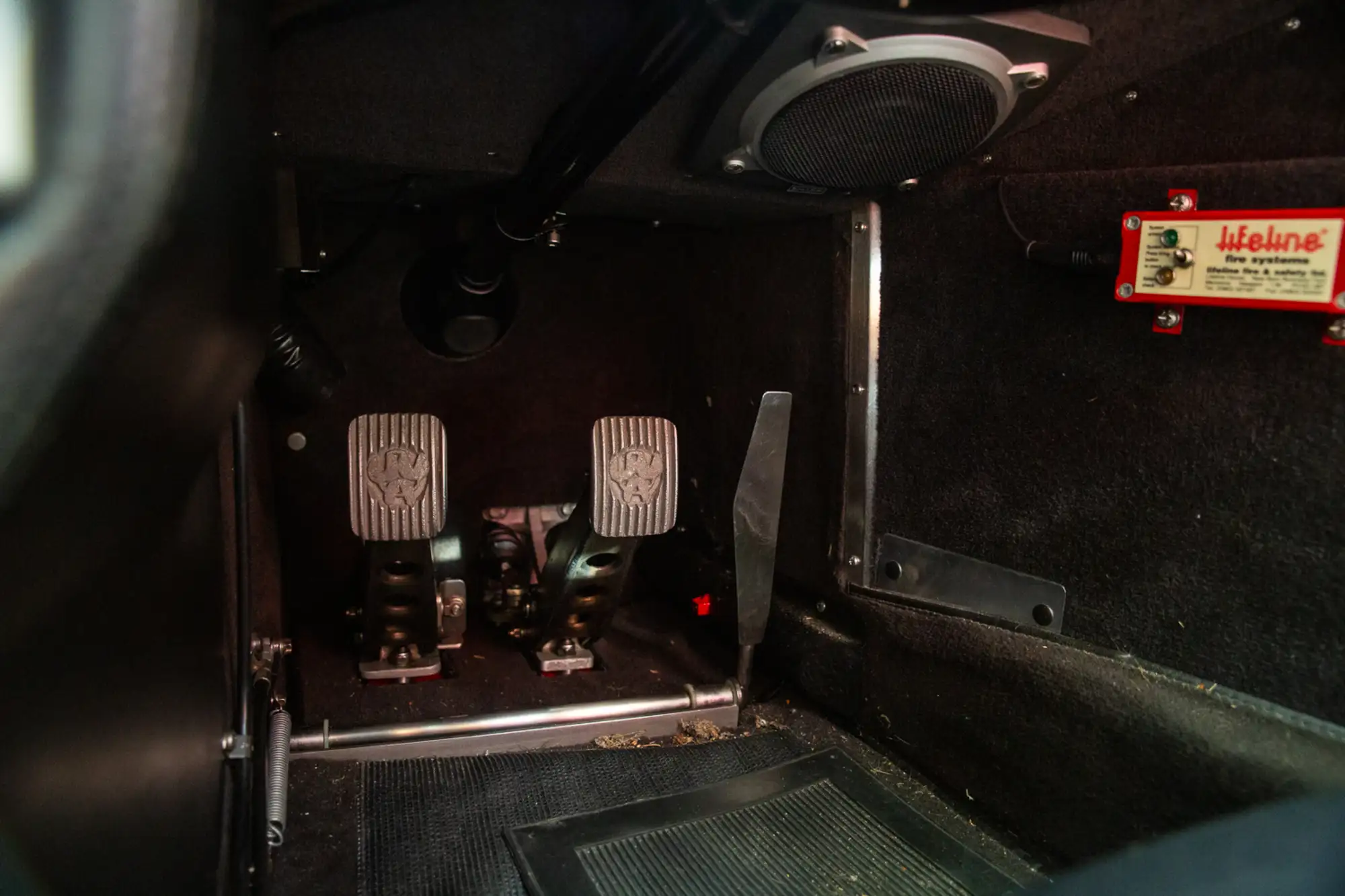 1998 UVA McLAren MR6 GTR-Sold