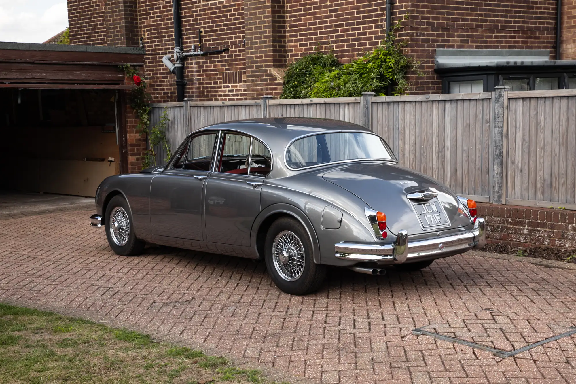 1968 Jaguar 340 (Manual Overdrive)-For Sale