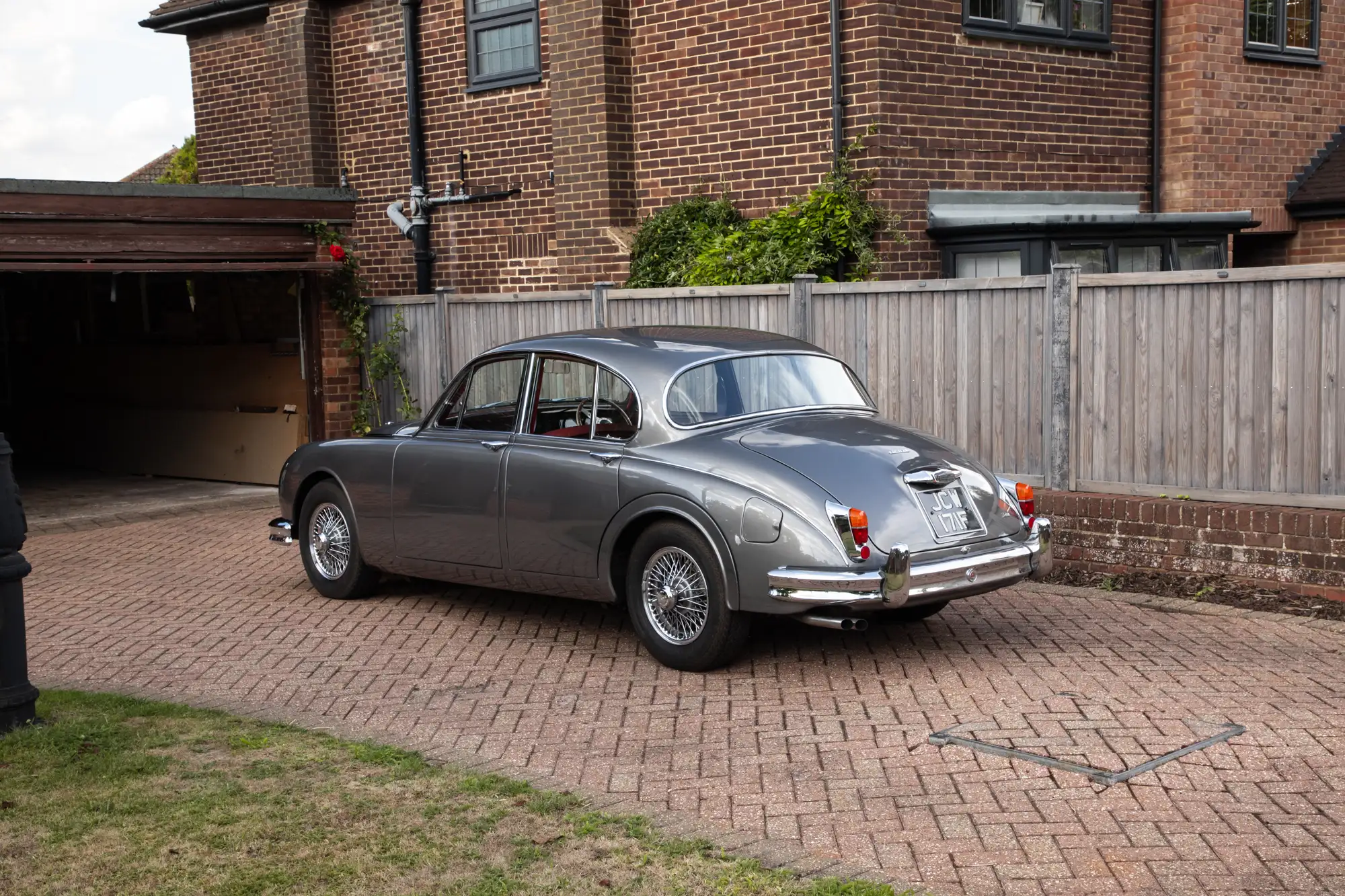 1968 Jaguar 340 (Manual Overdrive)-For Sale