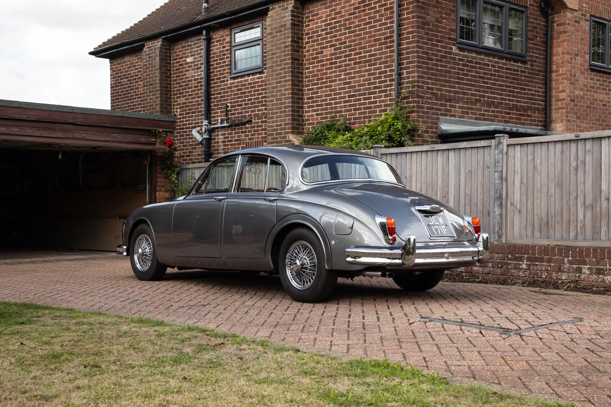 1968 Jaguar 340 (Manual Overdrive)-For Sale