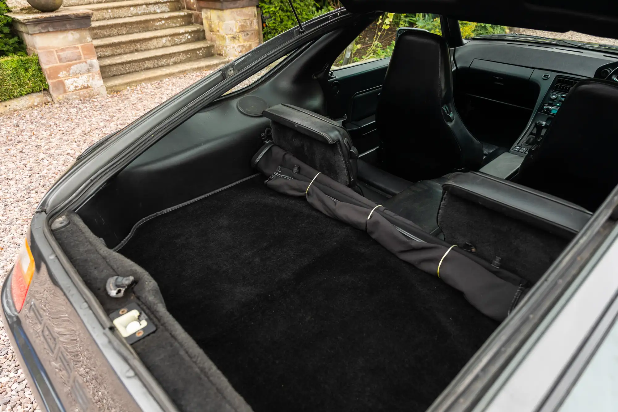 1989 Porsche 928 GT-Sold