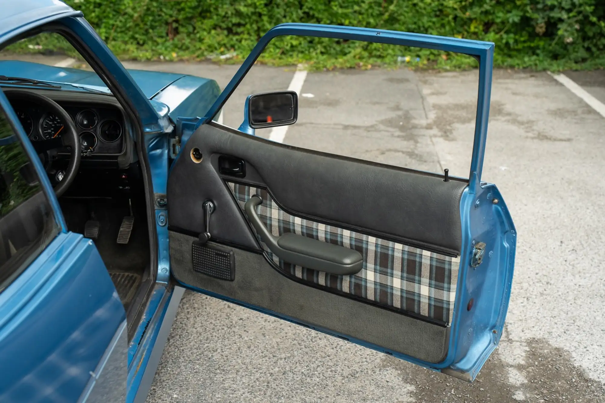 1982 Ford Capri 2.8 Base-For Sale