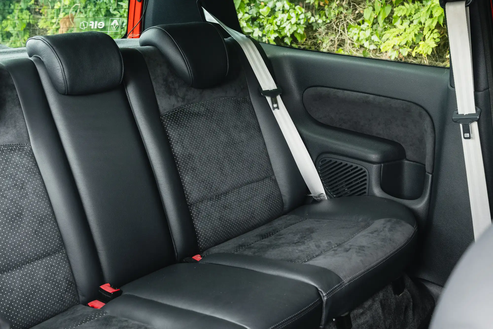 2004 Renault Clio 182 2.0 16V-Sold