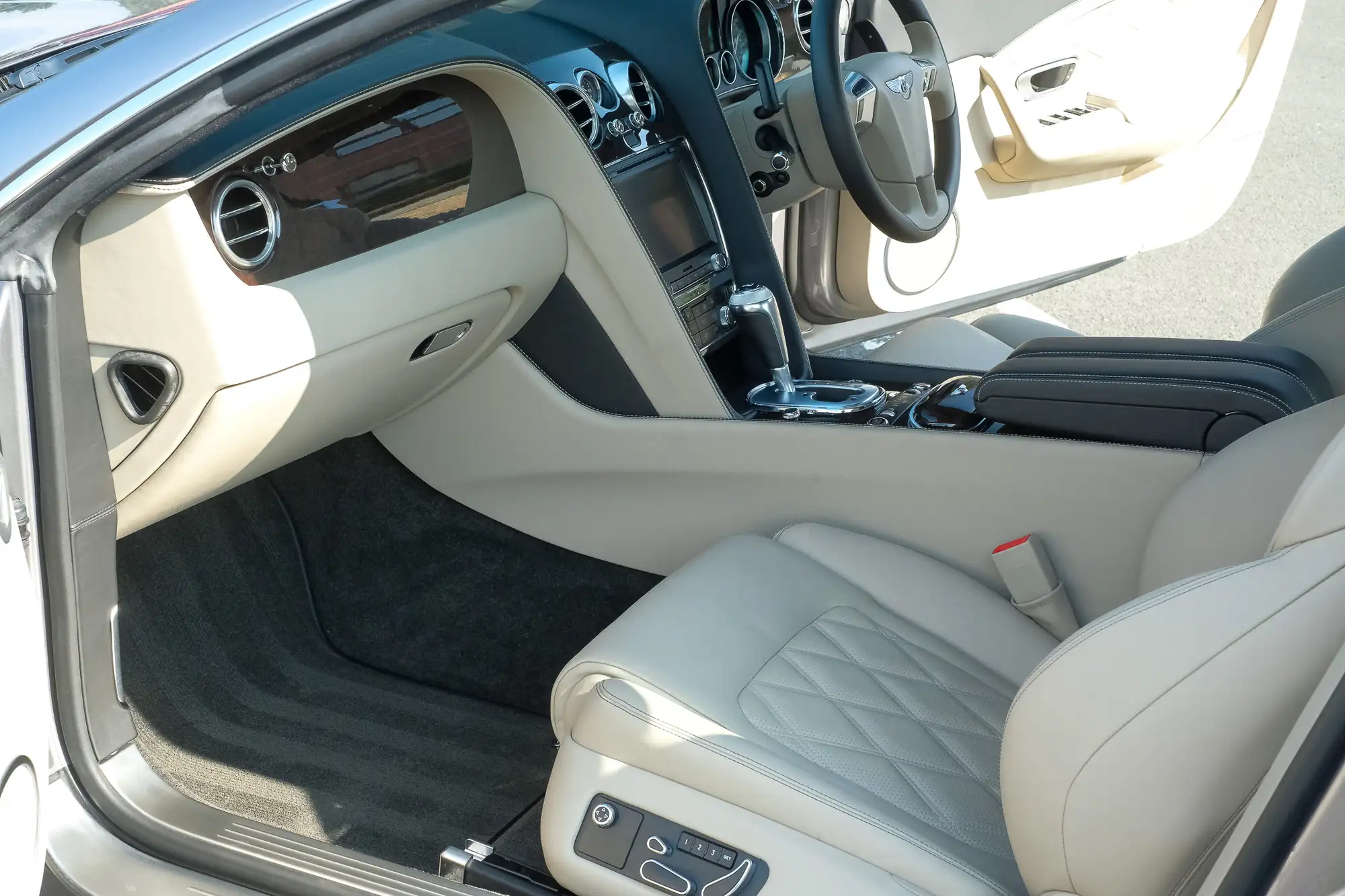 2004 Bentley Continental GT Coupé - Only 10,100 Miles-For Sale
