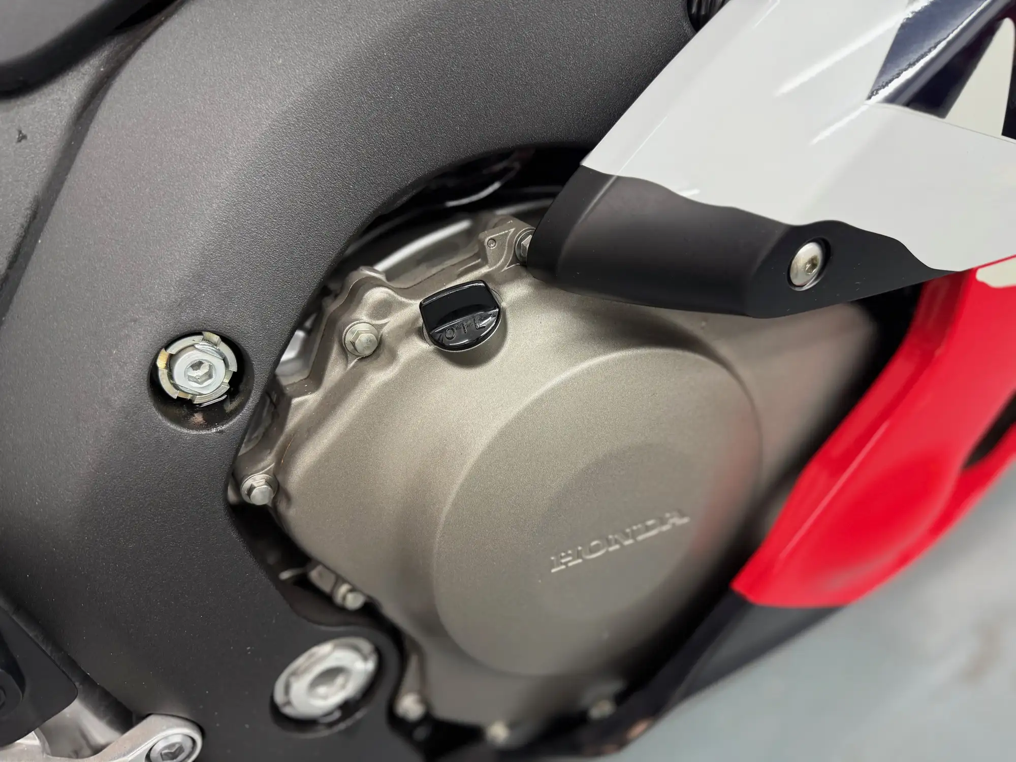 2005 Honda CBR1000RR SC57 FireBlade 998cc-For Sale