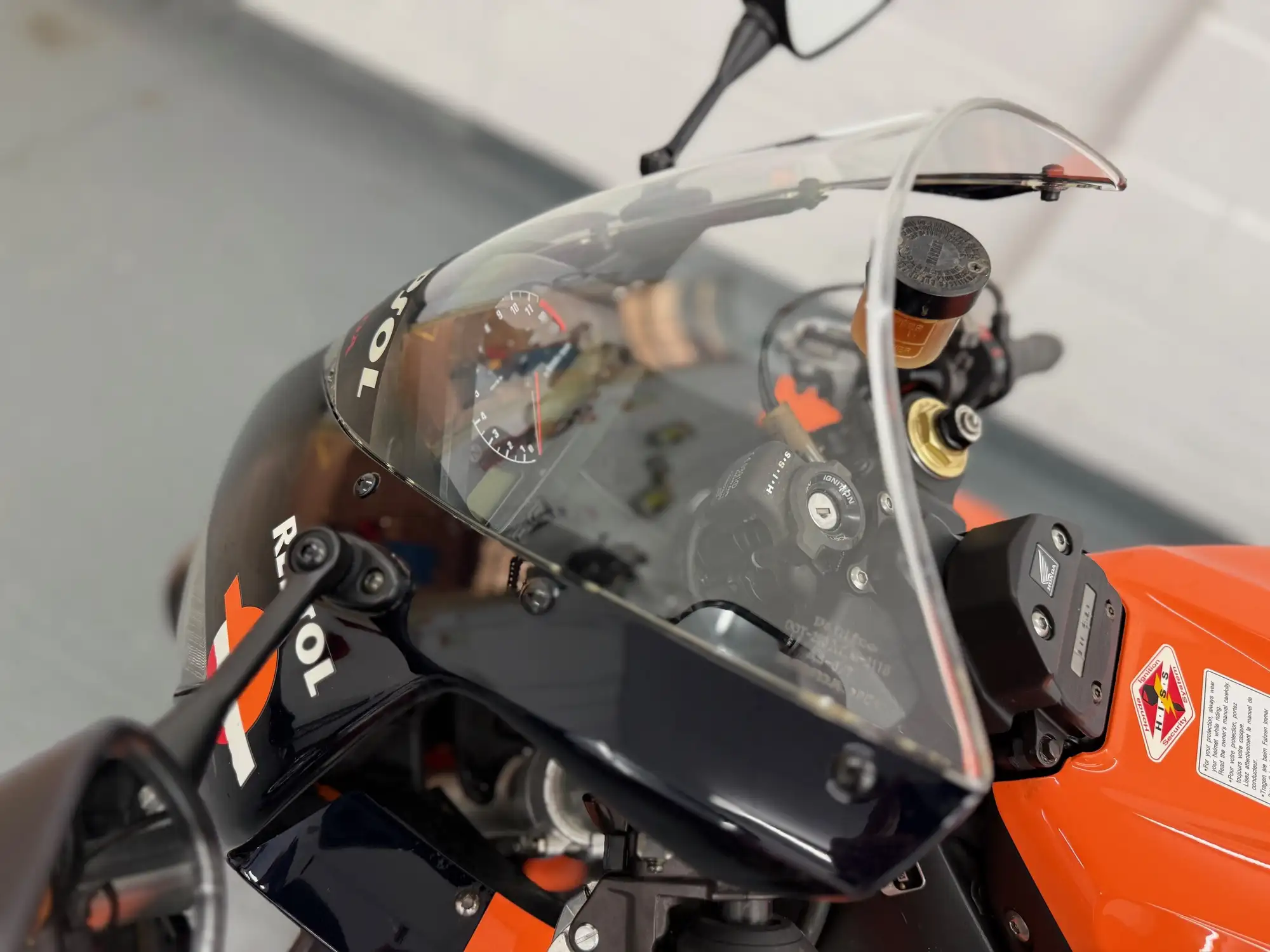 2005 Honda CBR1000RR SC57 FireBlade 998cc-For Sale