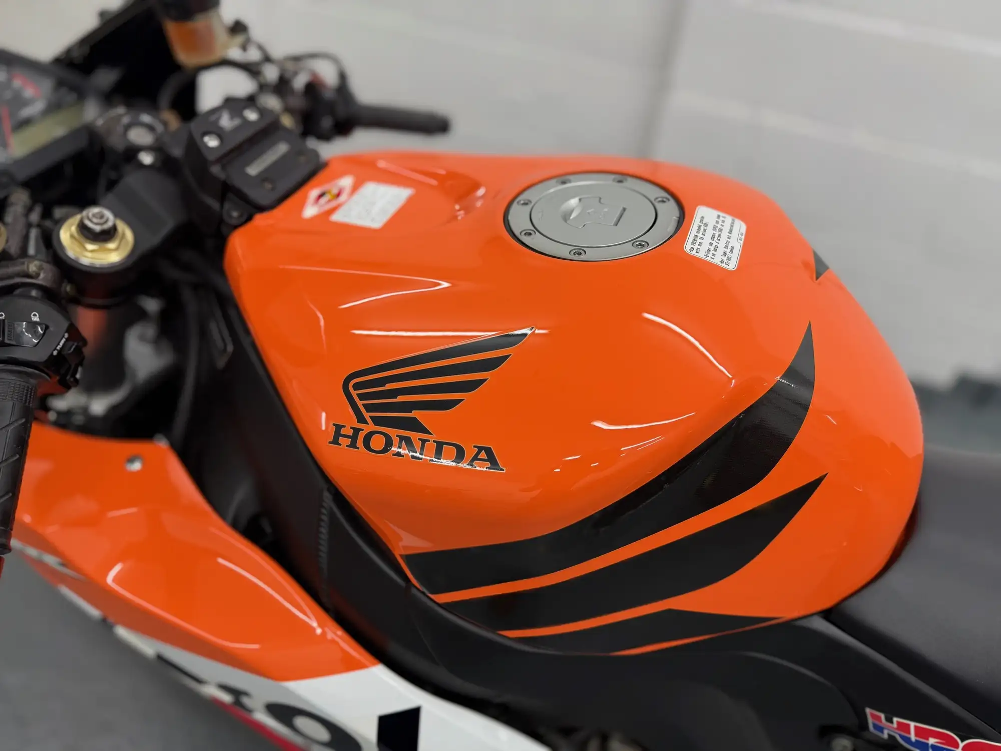 2005 Honda CBR1000RR SC57 FireBlade 998cc-For Sale