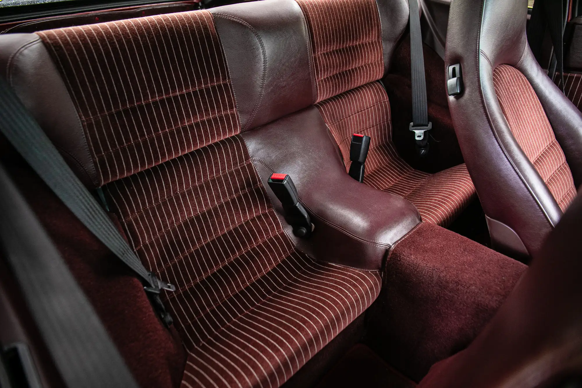 1989 Porsche 944 Lux S2 (2.7-Litre)-For Sale