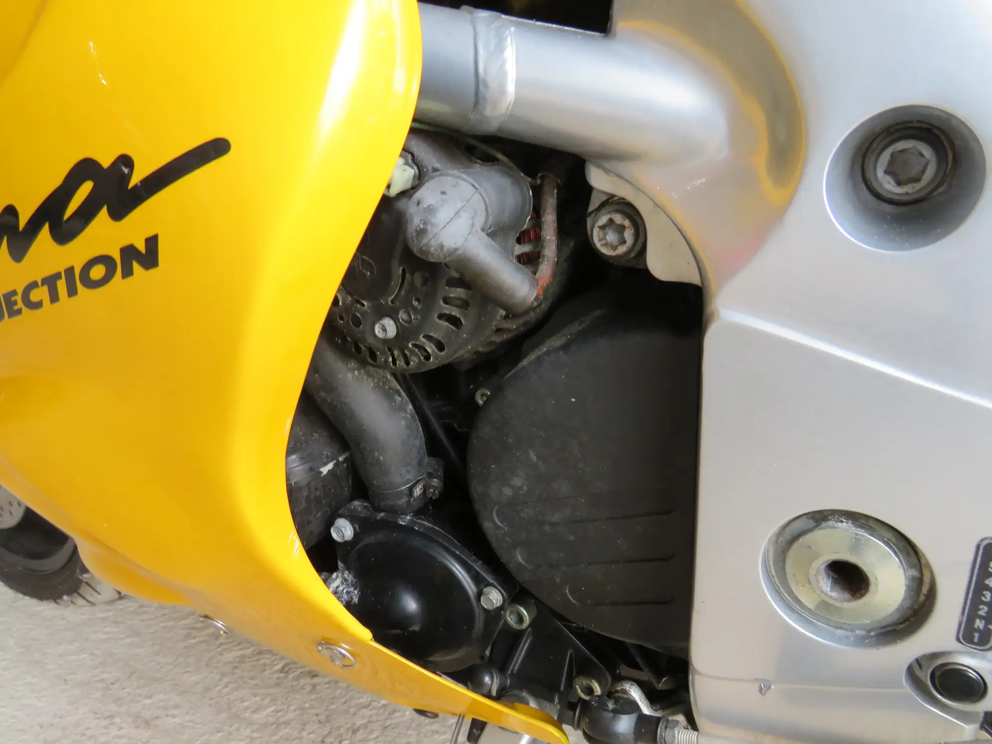 1997 Triumph T595 Daytona 955cc-For Sale