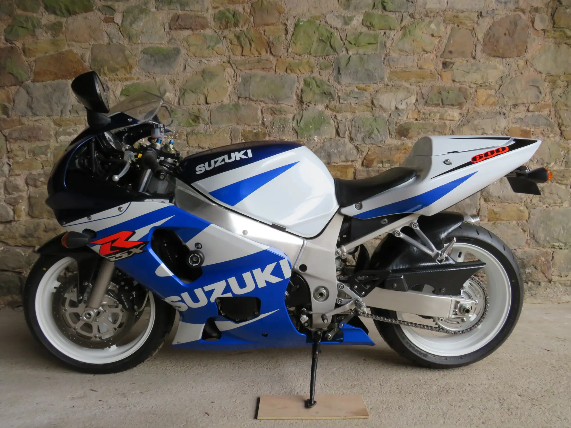 2002 Suzuki GSX-R600 K2 599cc-For Sale