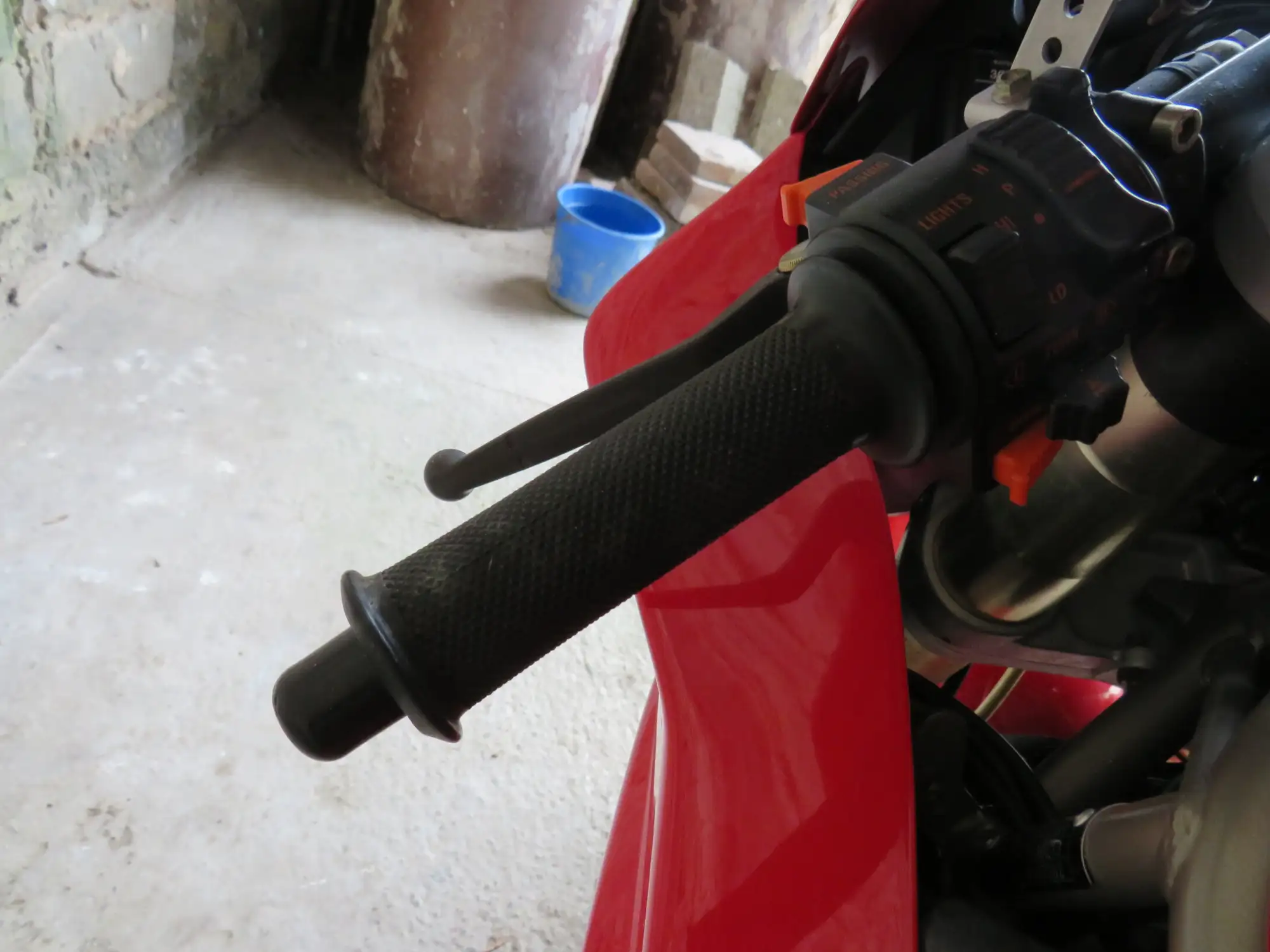 1994 Ducati 888 Srada 888cc-Sold