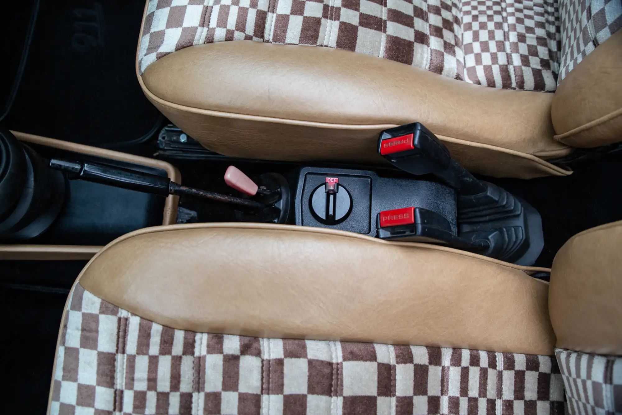 1982 Porsche 911 SC Targa-Sold