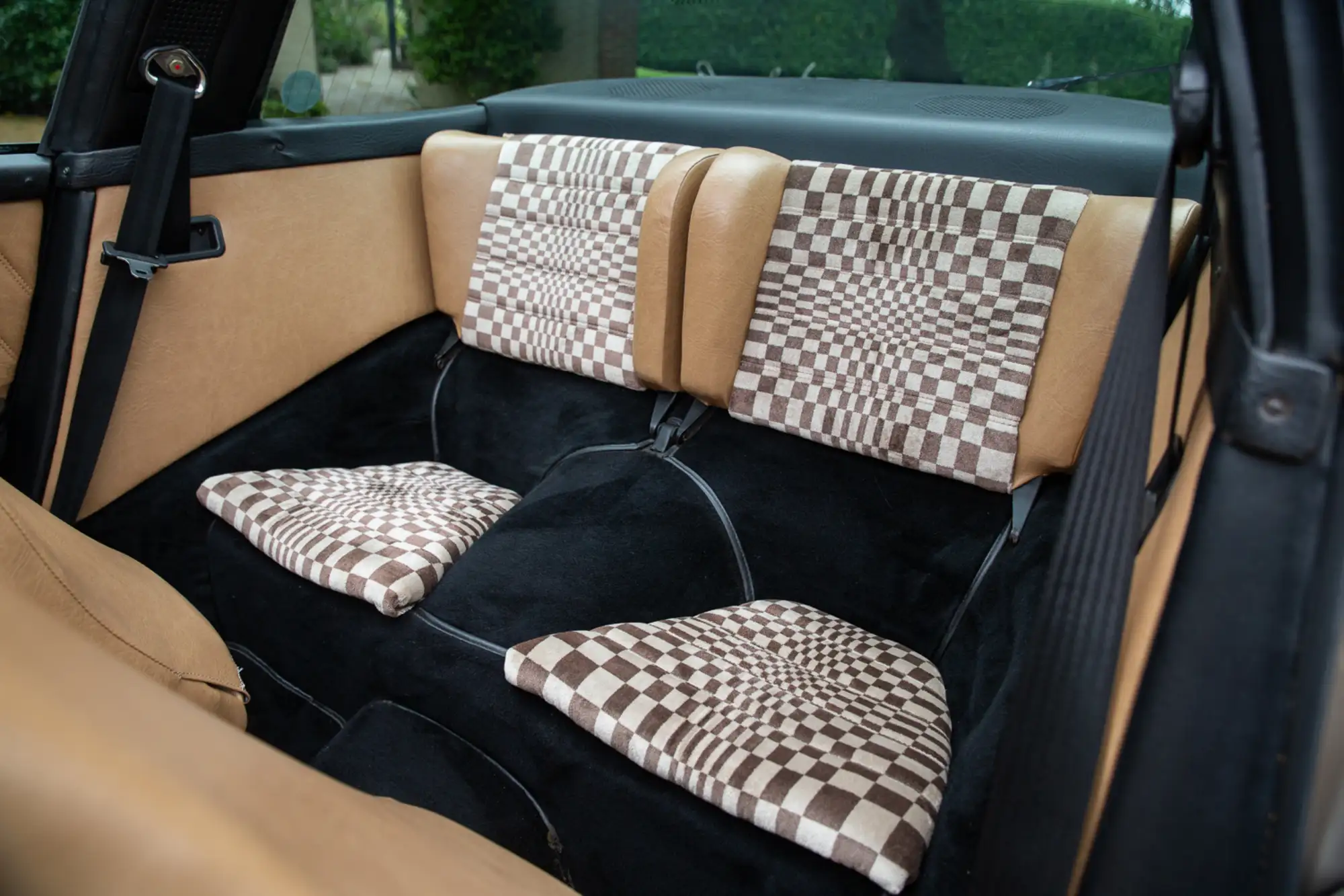 1982 Porsche 911 SC Targa-Sold