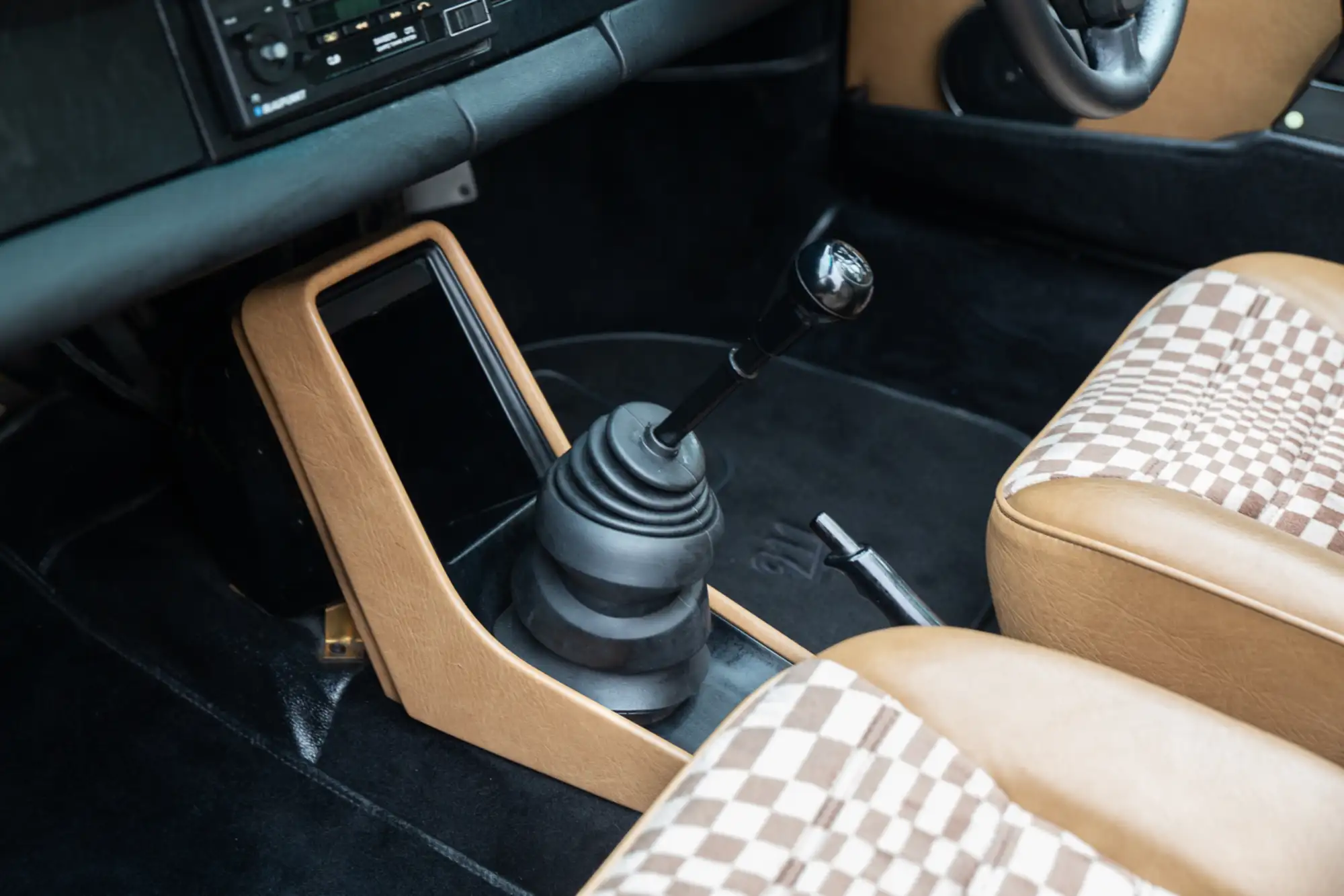 1982 Porsche 911 SC Targa-Sold