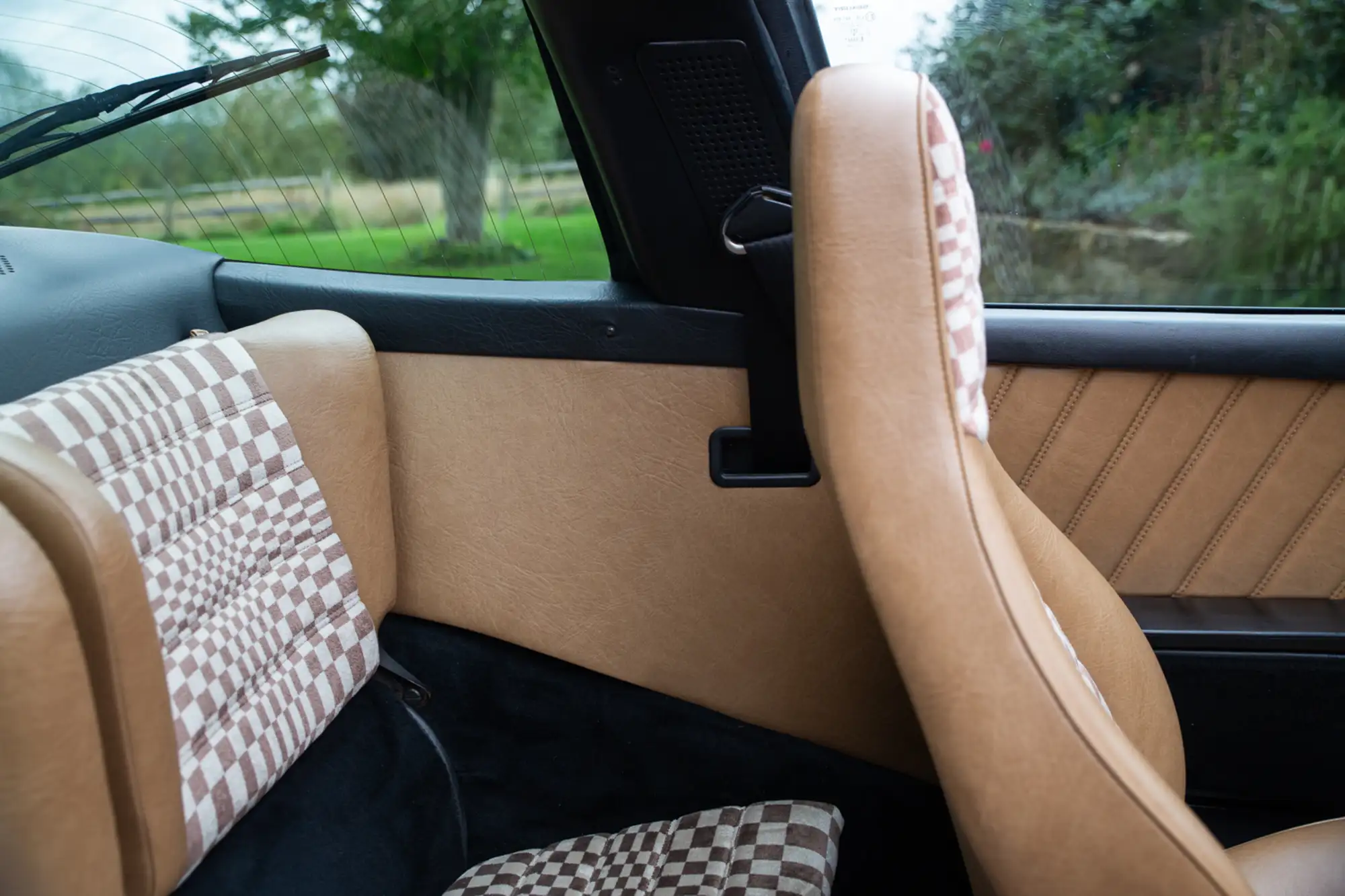 1982 Porsche 911 SC Targa-Sold