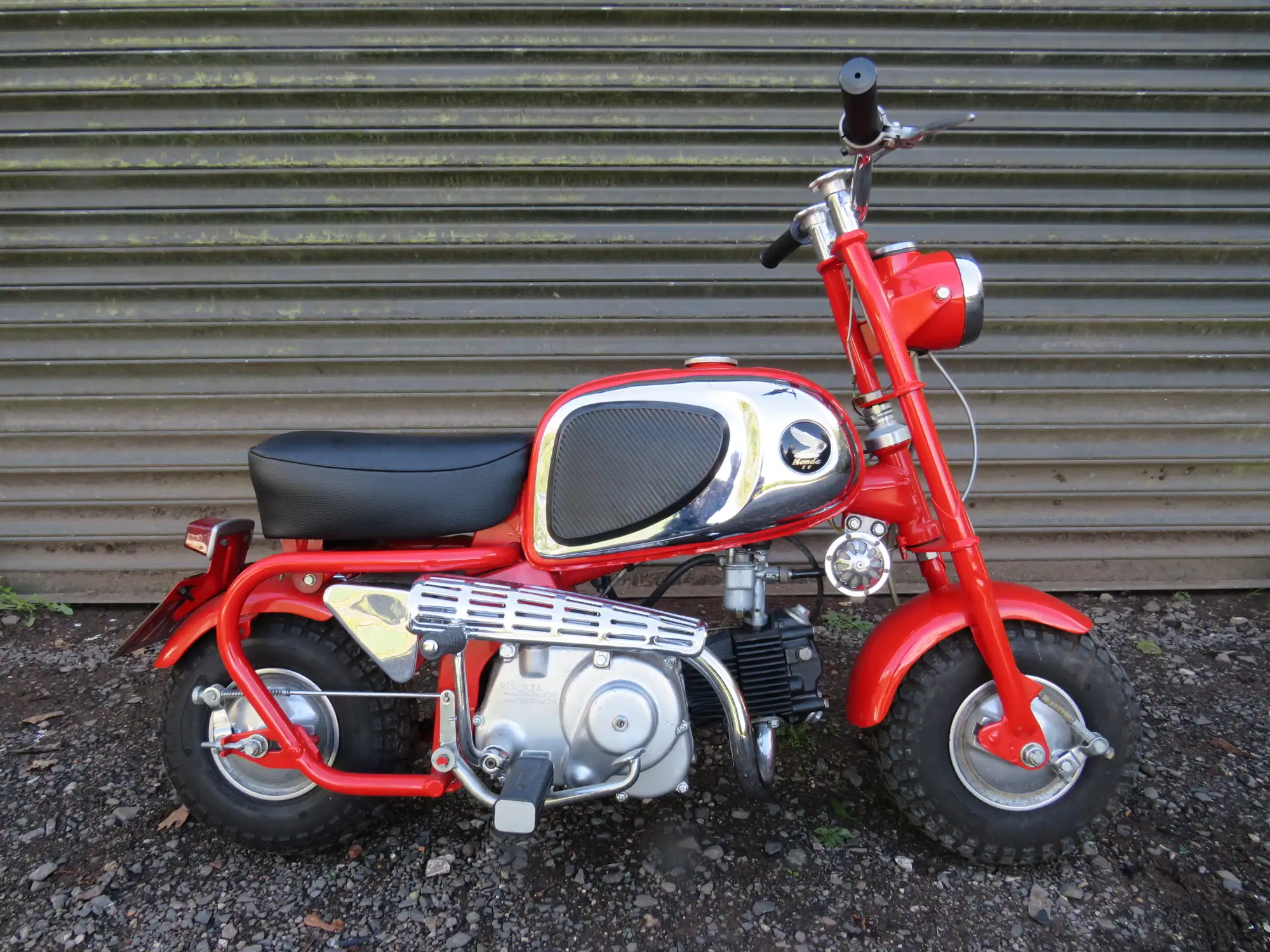 Iconic Auctioneers | 1965 Honda CZ100 Monkey Bike 49cc-Sold