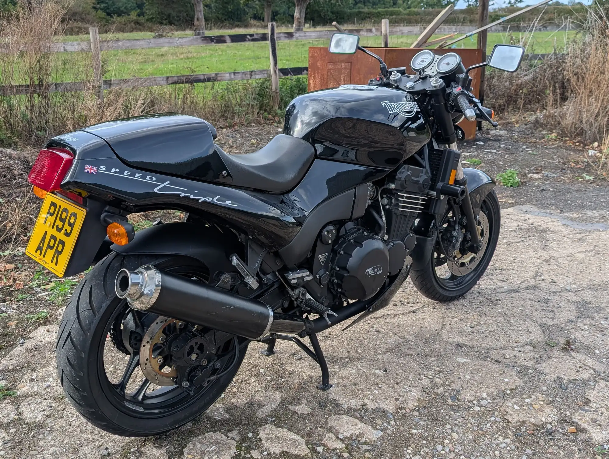 1997 Triumph Speed Triple 750 749cc-Sold