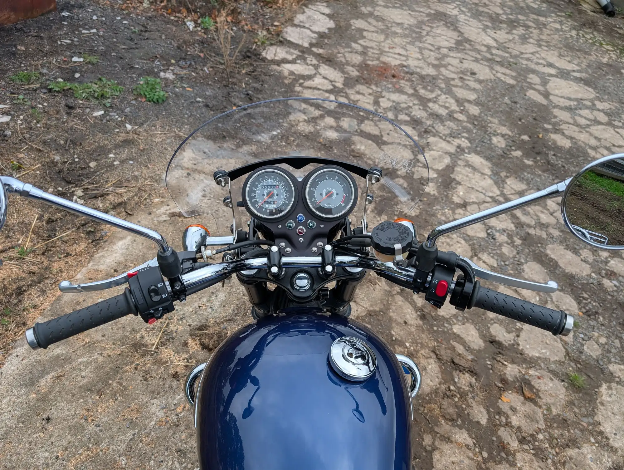 2009 Triumph Bonneville SE  865cc 306 miles-For Sale