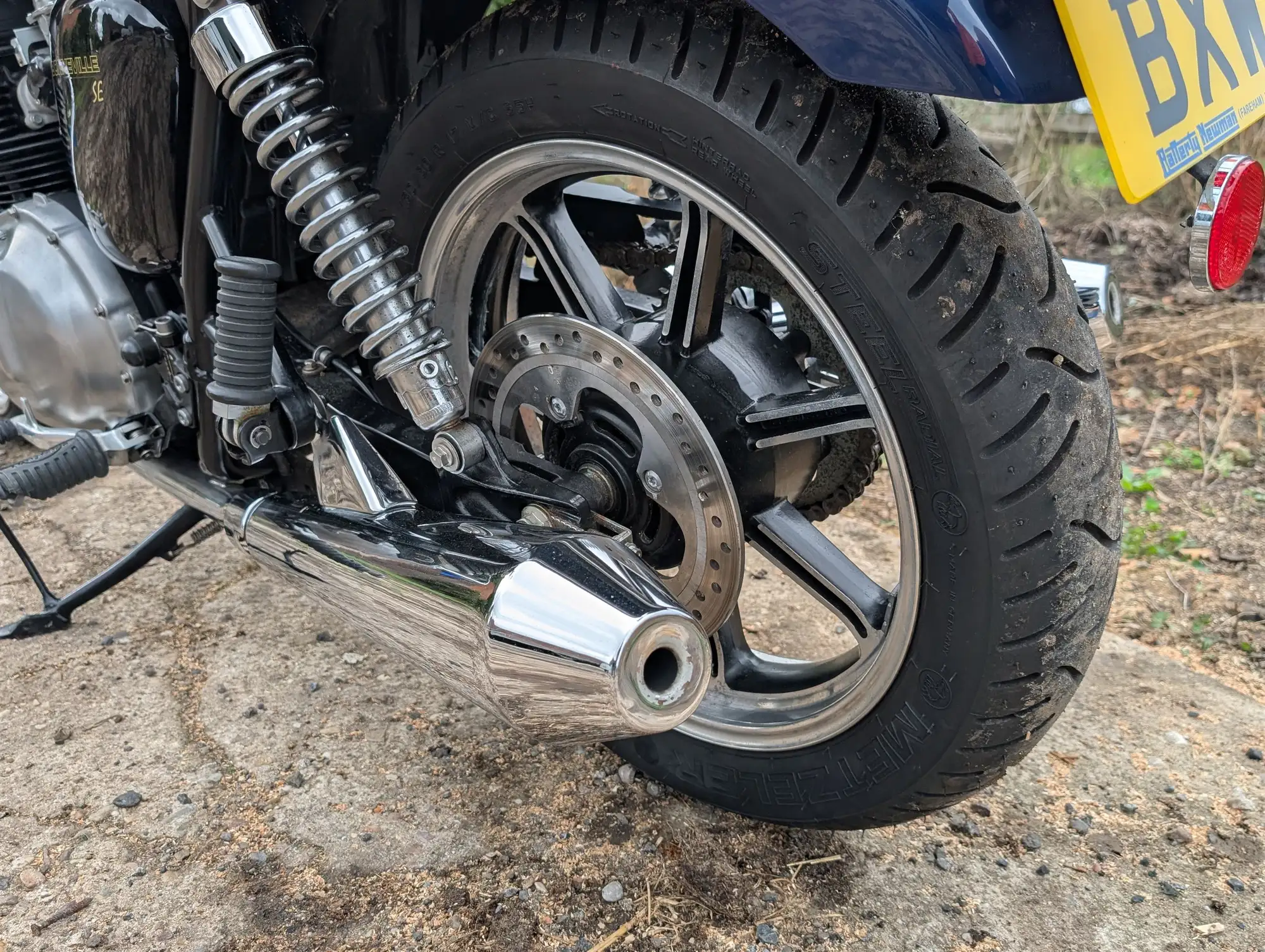 2009 Triumph Bonneville SE  865cc 306 miles-For Sale