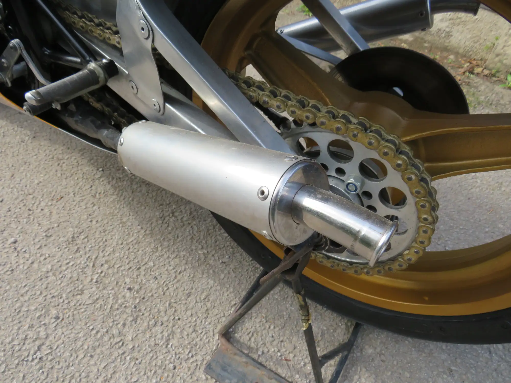 1982 Yamaha TZ500J ex-Fabian Looi 497cc-For Sale