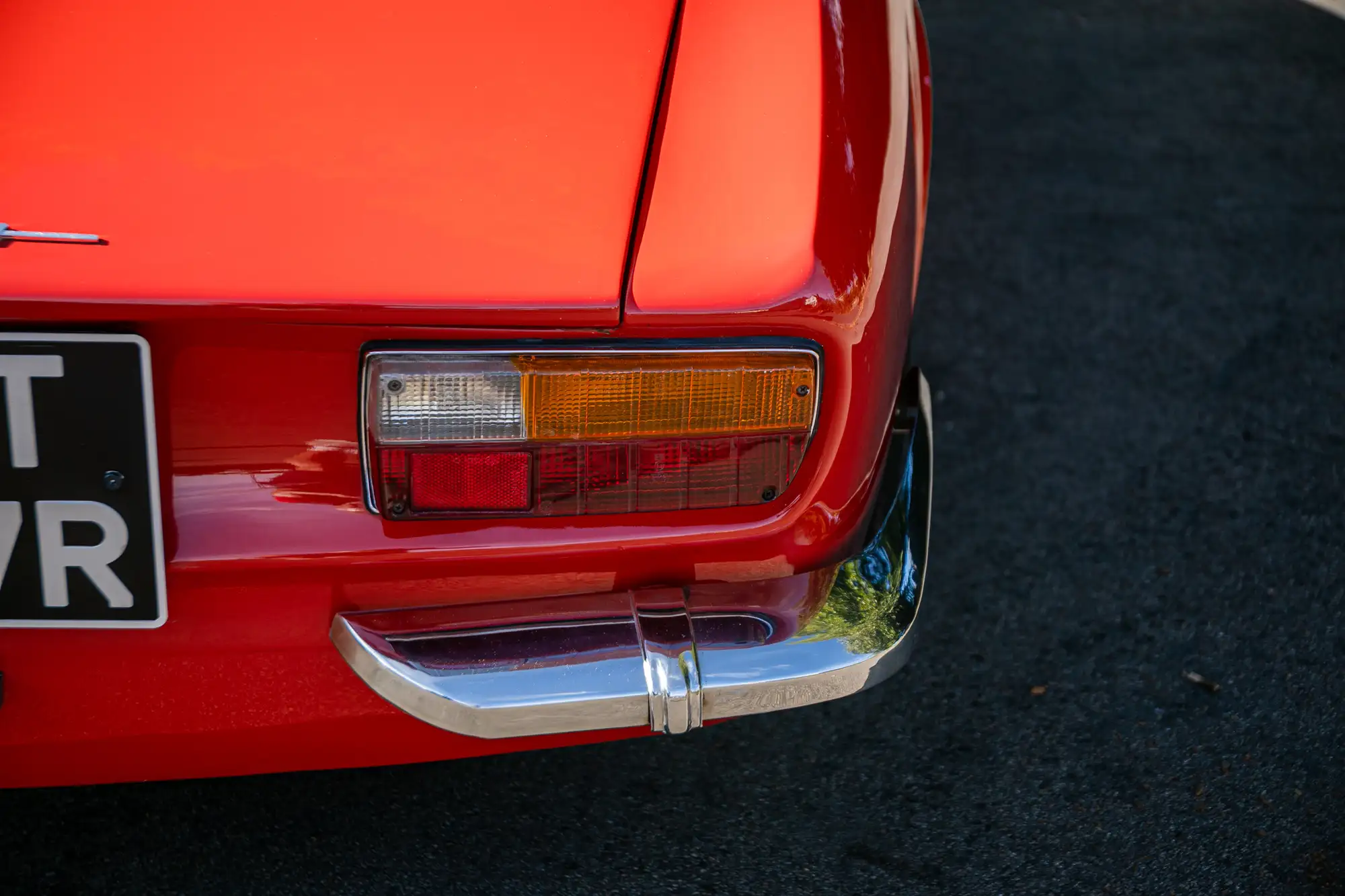 1975 Alfa Romeo 2000 GT Veloce (105.22)-Sold