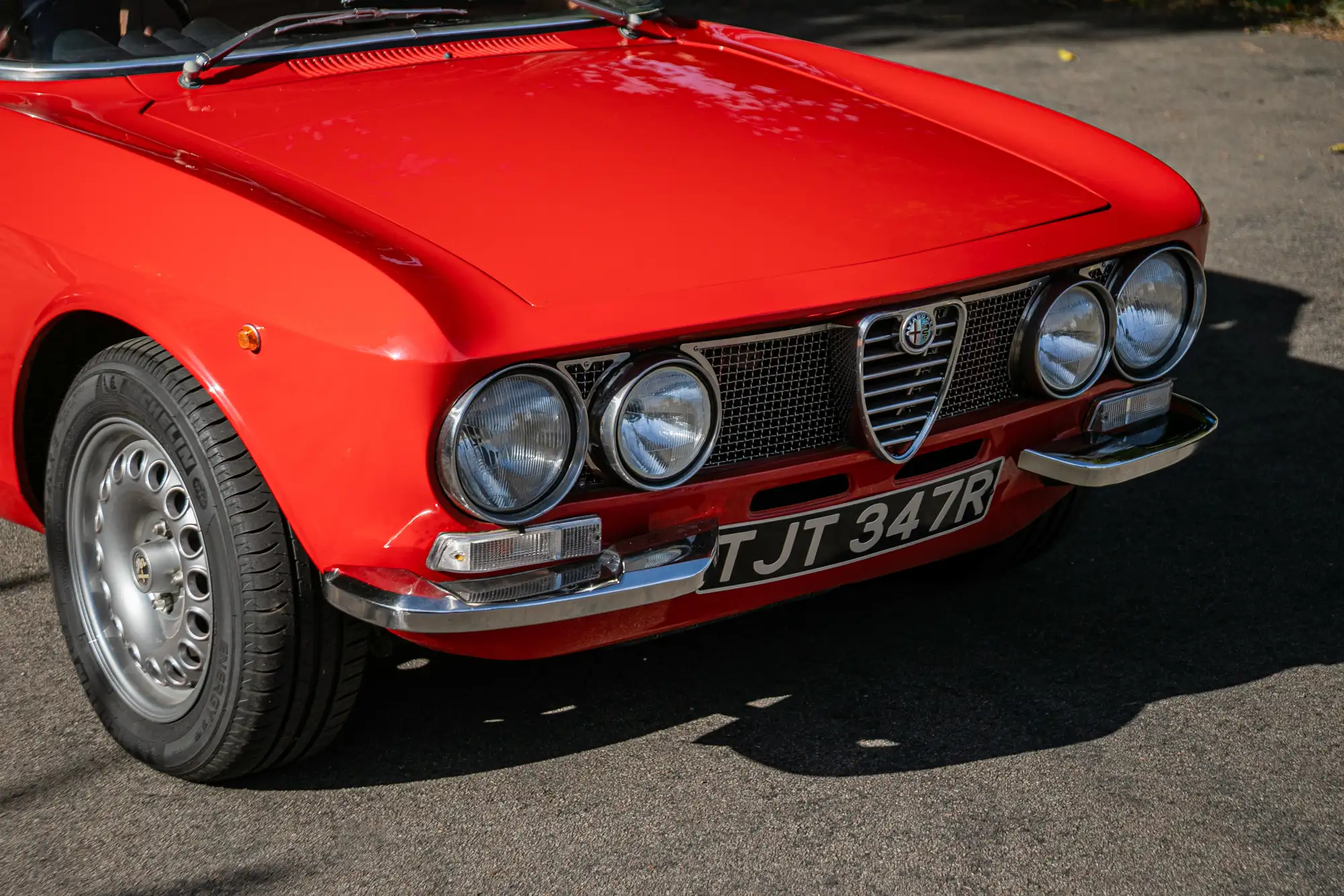 1975 Alfa Romeo 2000 GT Veloce (105.22)-Sold