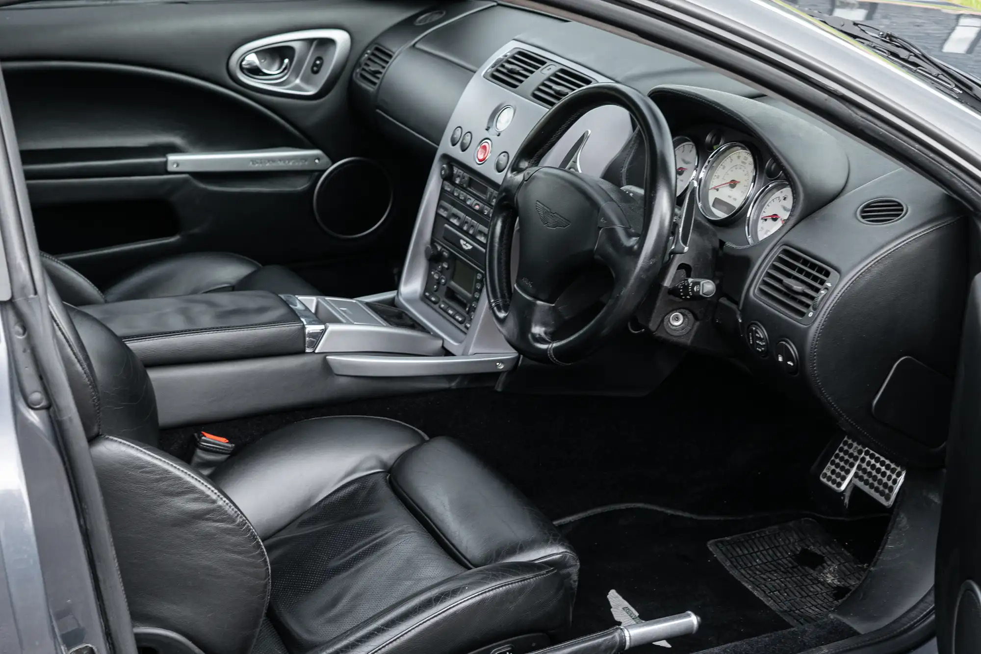 2002 Aston Martin Vanquish 2+2 - ex-Hugh Grant-Sold